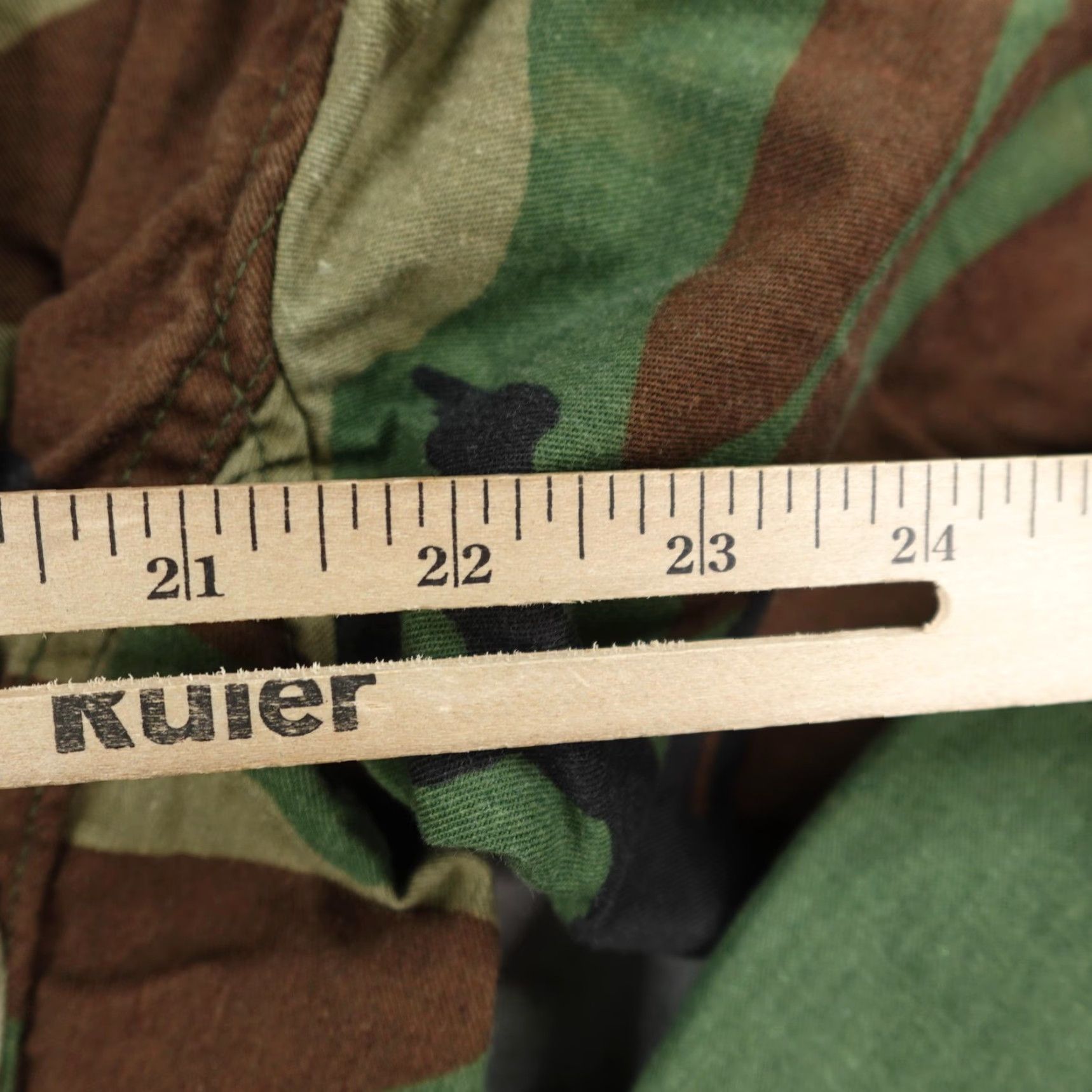 Vintage VINTAGE Golden Mfg US Army Jacket Mens Medium Field Woodland Camo Cold Weather Military Coat 80s Size US M / EU 48-50 / 2 - 6 Thumbnail