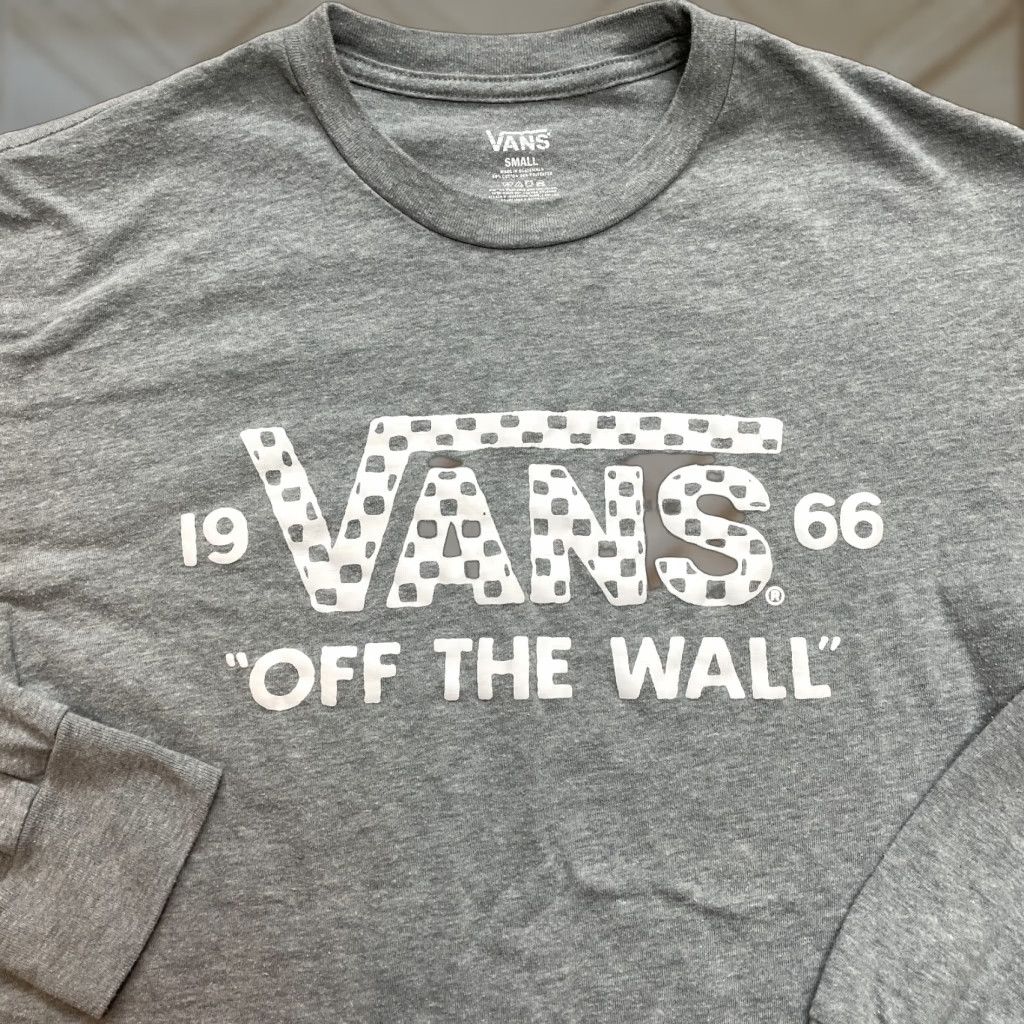 Vans VANS Off the Wall Shirt Unisex Adults Small Light Gray Long Sleeve Crew Cotton 1966 Tee Size US S / EU 44-46 / 1 - 1 Thumbnail