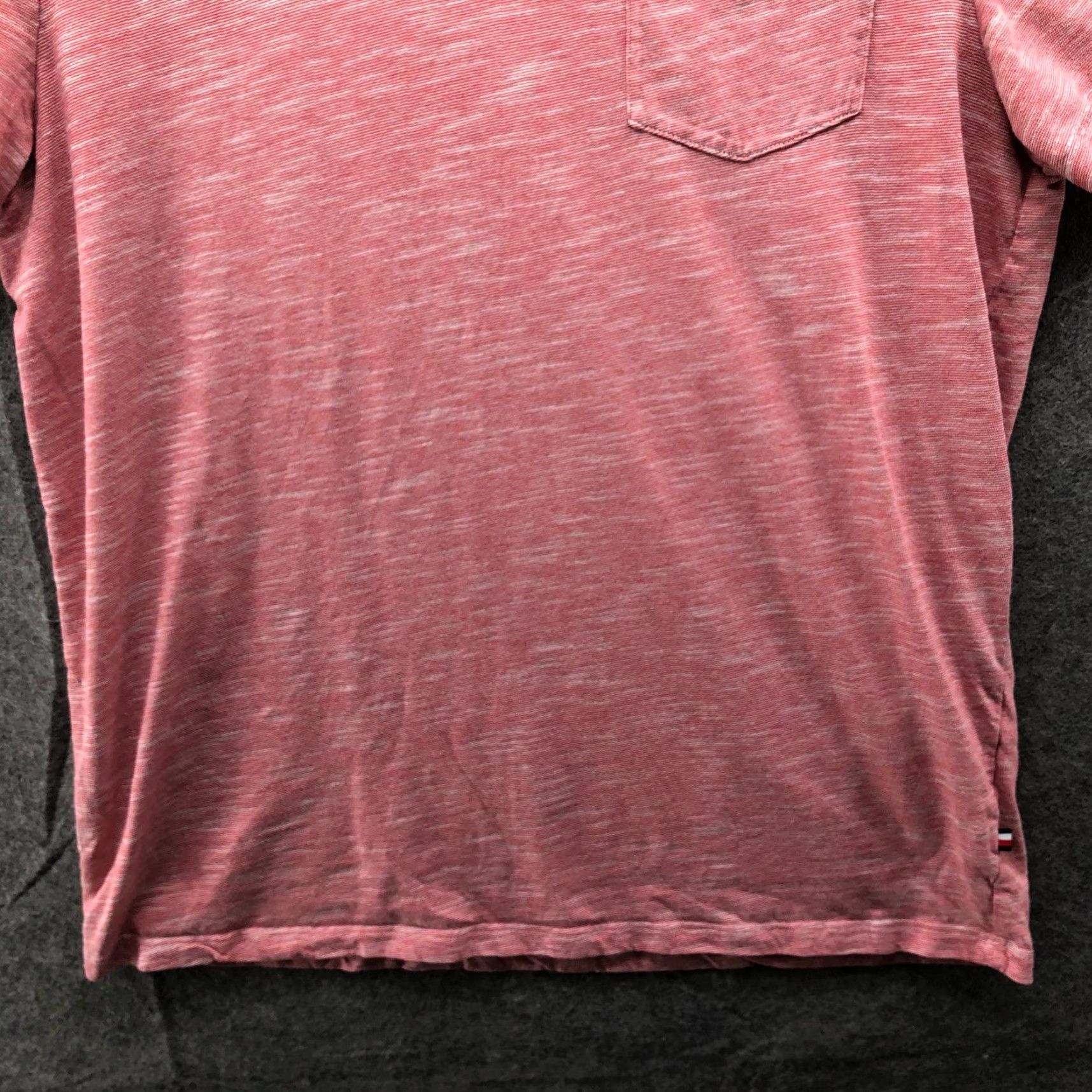 Tommy Hilfiger Tommy Hilfiger Crew Neck Pocket Tee Men M Red Space Dye Cotton Stretch Solid Logo Relaxed All Seasons Shirt Mens Size US M / EU 48-50 / 2 - 6 Thumbnail