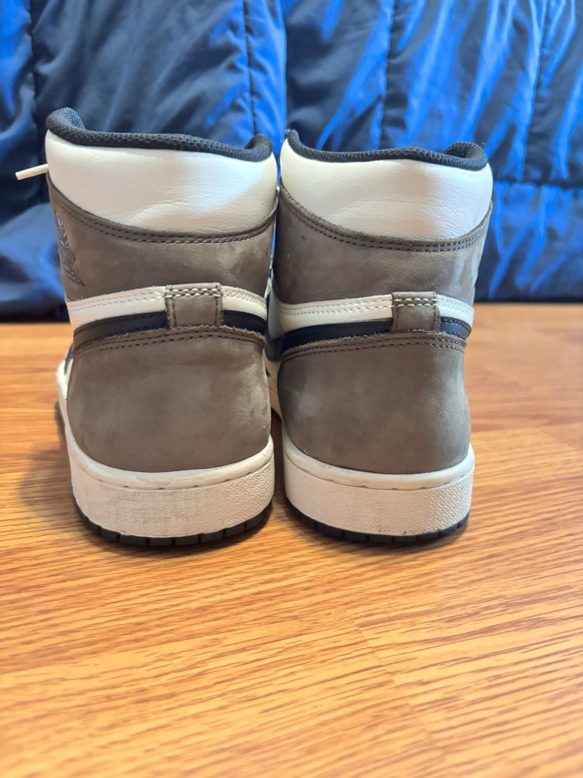 Jordan Brand Jordan 1 Mocha Size US 9.5 / EU 42-43 - 4 Thumbnail
