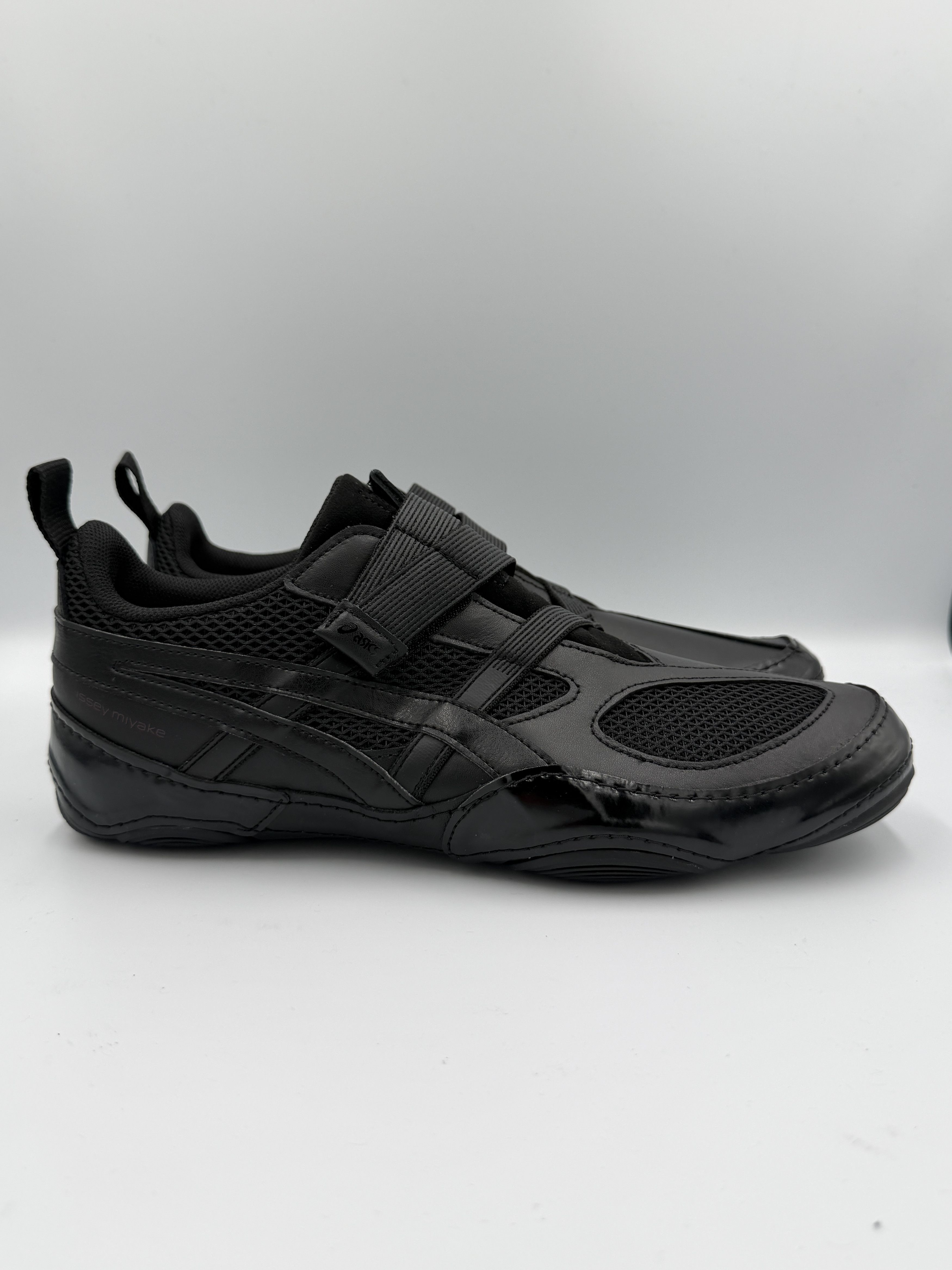 Asics Issey Miyake Foot x Asics Hyper Taping Sneaker Black Size US 11 / EU 44 - 2 Thumbnail