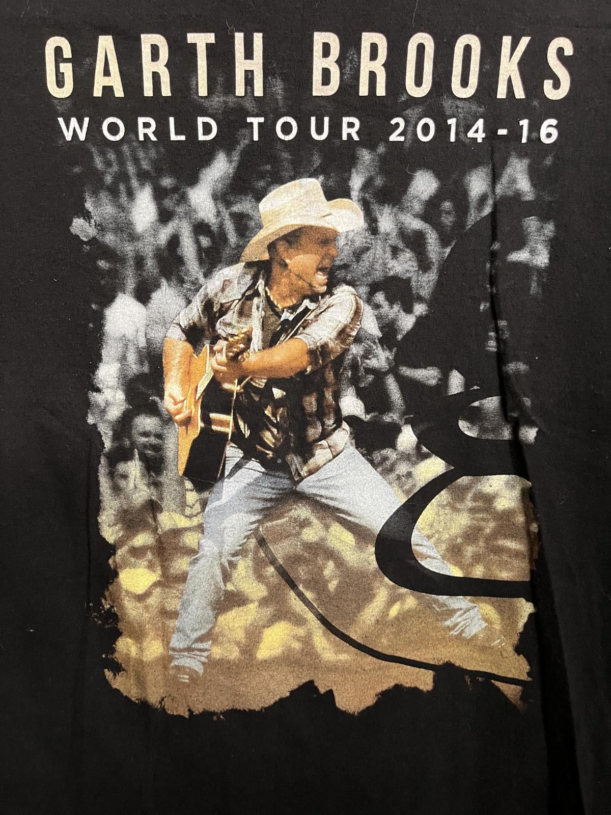 Designer Garth Brooks World tour Tee 2014-16 T-shirt - L Size US L / EU 52-54 / 3 - 4 Thumbnail