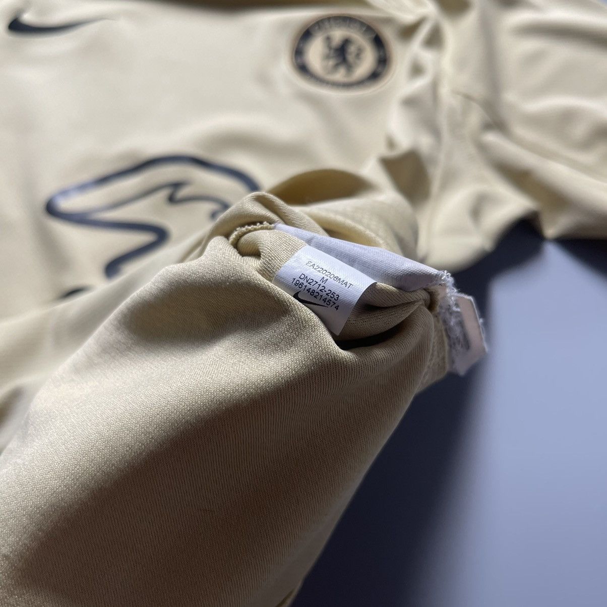 Nike × Vintage CHELSEA NIKE 2022/2023 FOOTBALL THIRD JERSEY #23 GALLAGHER Size US M / EU 48-50 / 2 - 13 Thumbnail