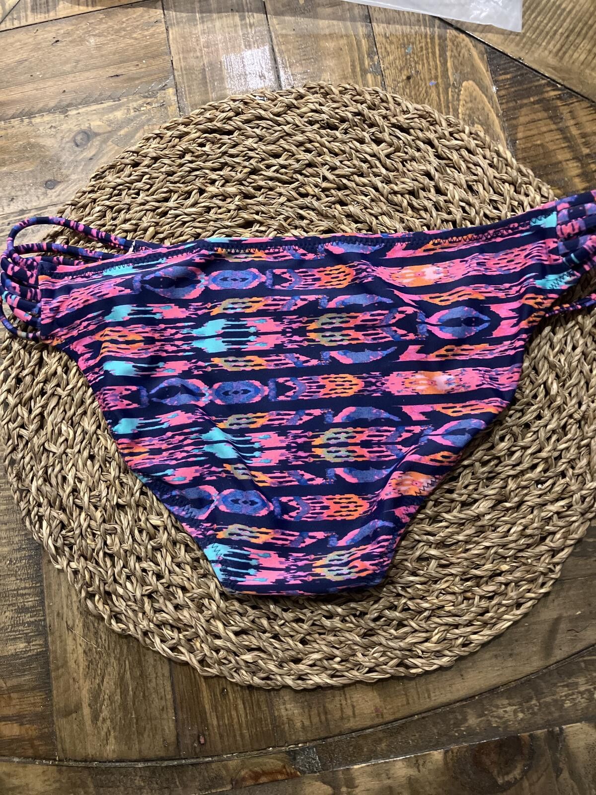 Other NWOT C/W Bikini Bottom W/ Side Detail Size ONE SIZE - 4 Thumbnail