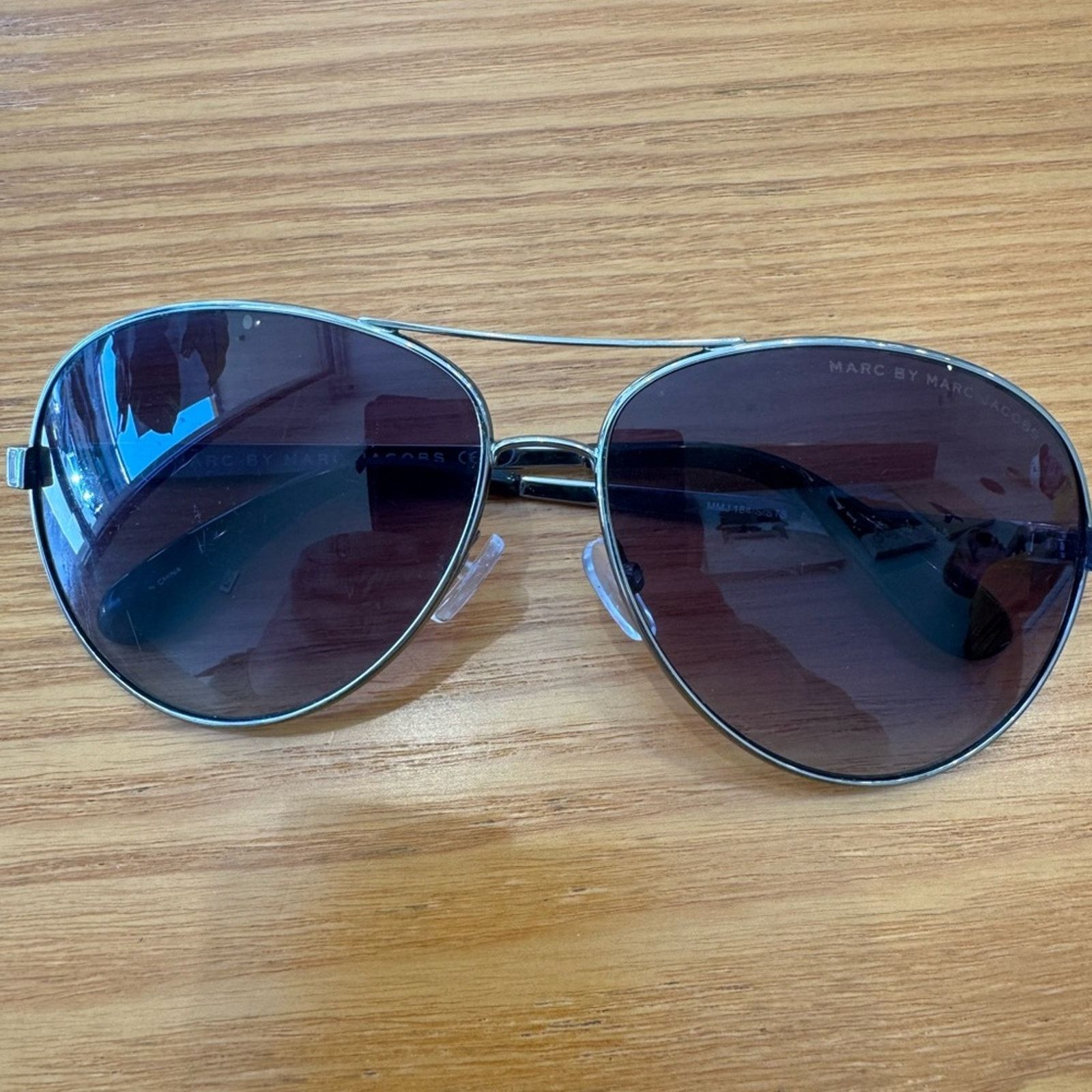 Marc by Marc Jacobs Marc By Marc‎ Jacobs Black and Purple Aviator Sunglasses Size ONE SIZE - 2 Thumbnail
