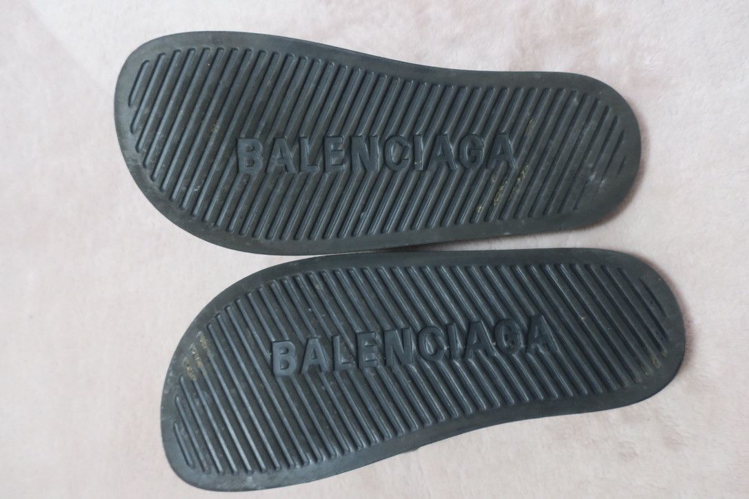Balenciaga Smooth Rubber Logo Pool Slide Black/Green Size US 6 / IT 36 - 10 Thumbnail