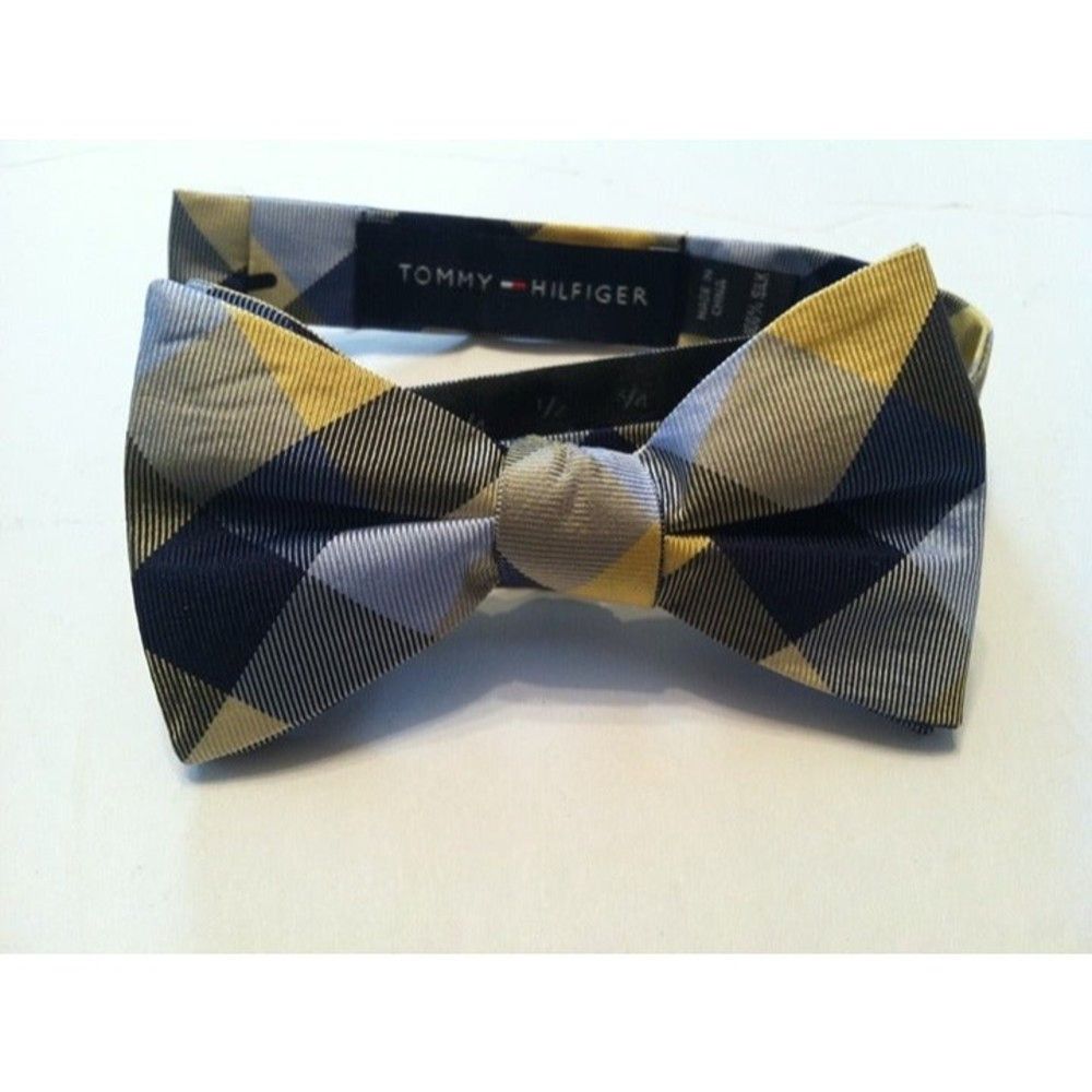 Tommy Hilfiger TOMMY HILFIGER MENS 100%SILK BOW TIE Size ONE SIZE - 4 Thumbnail