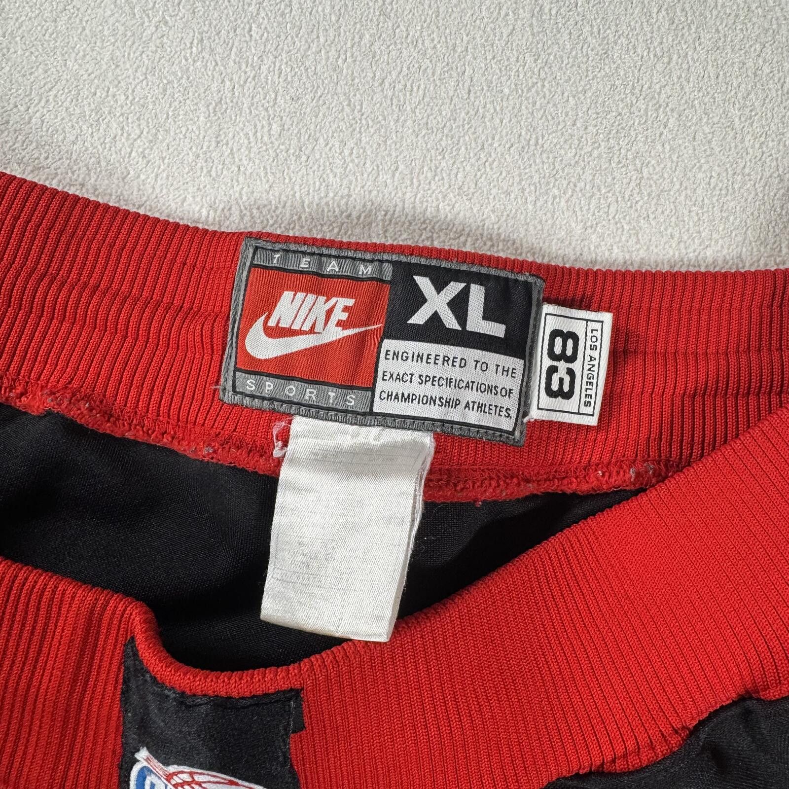Nike Vintage Nike LA Clippers NBA Team Apperal Track Pants Size US 36 / EU 52 - 2 Thumbnail