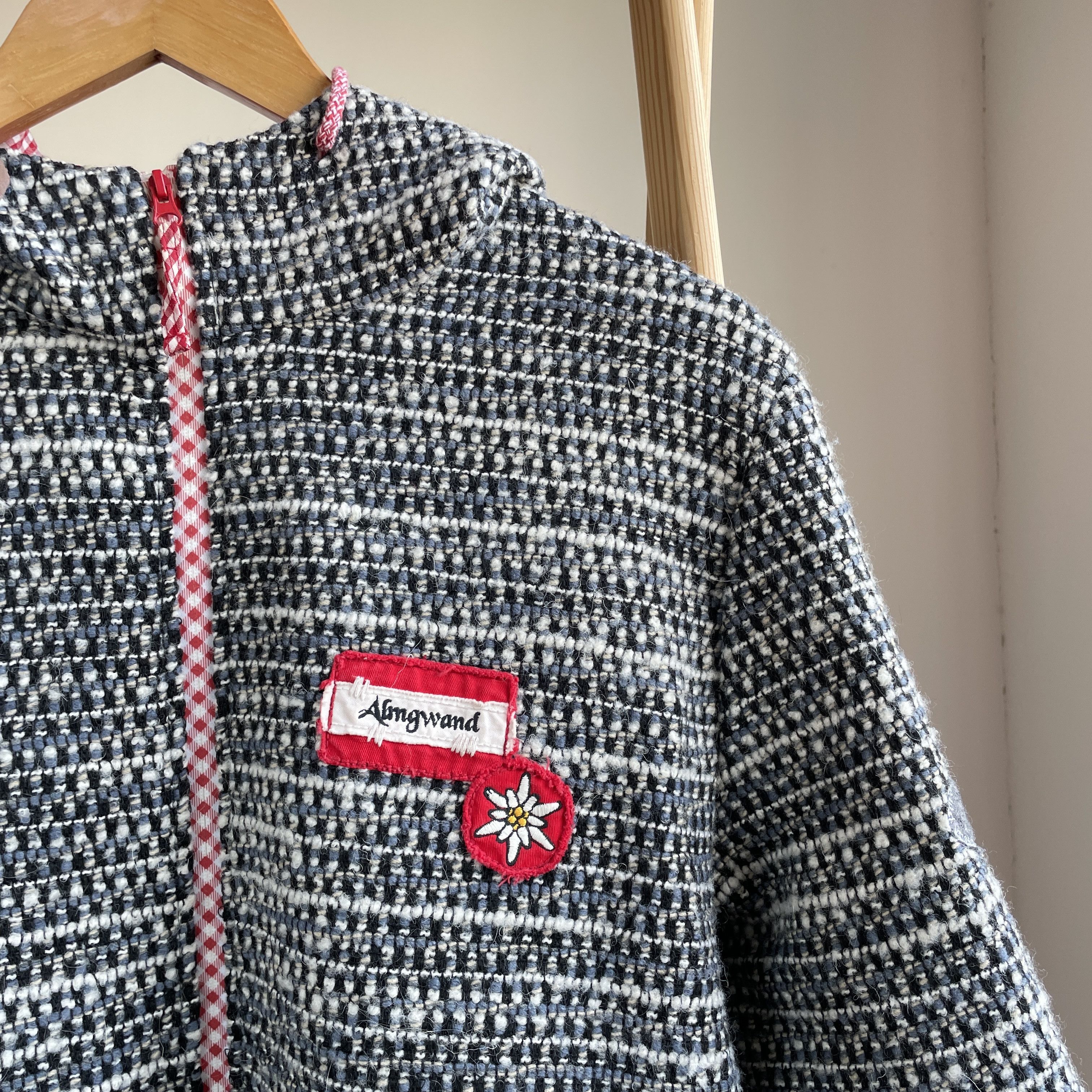 Other Almgwand Austria Womens Wool Knitted Jacket Size EUR 44 Size M / US 6-8 / IT 42-44 - 5 Thumbnail