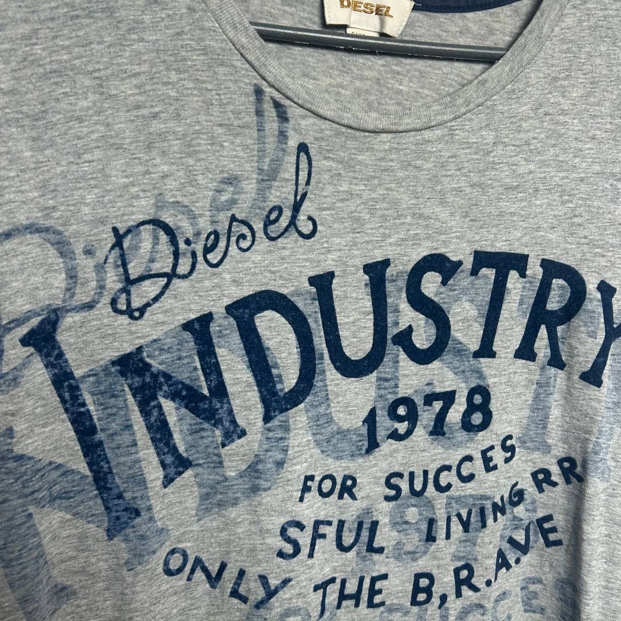 Diesel Designer Diesel Industry big graphic logo y2k japan tee Size US M / EU 48-50 / 2 - 3 Thumbnail
