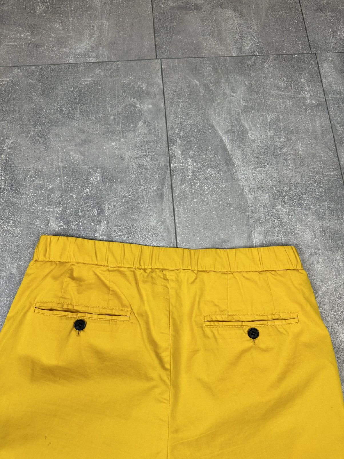 Marni Men’s luxury shorts Marin x H&M Size US 33 - 10 Thumbnail