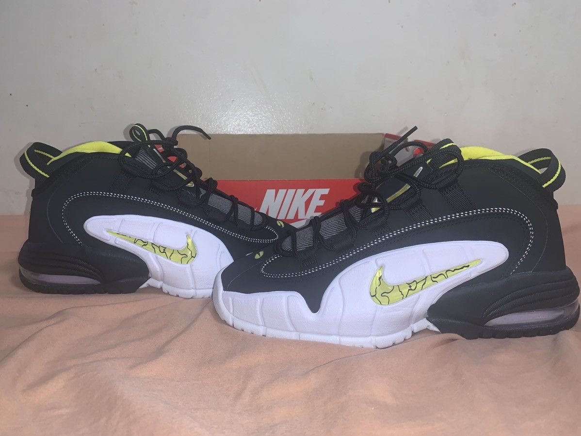 image of Nike Air Max Penny 1 Shoes in Black, Men's (Size 9)