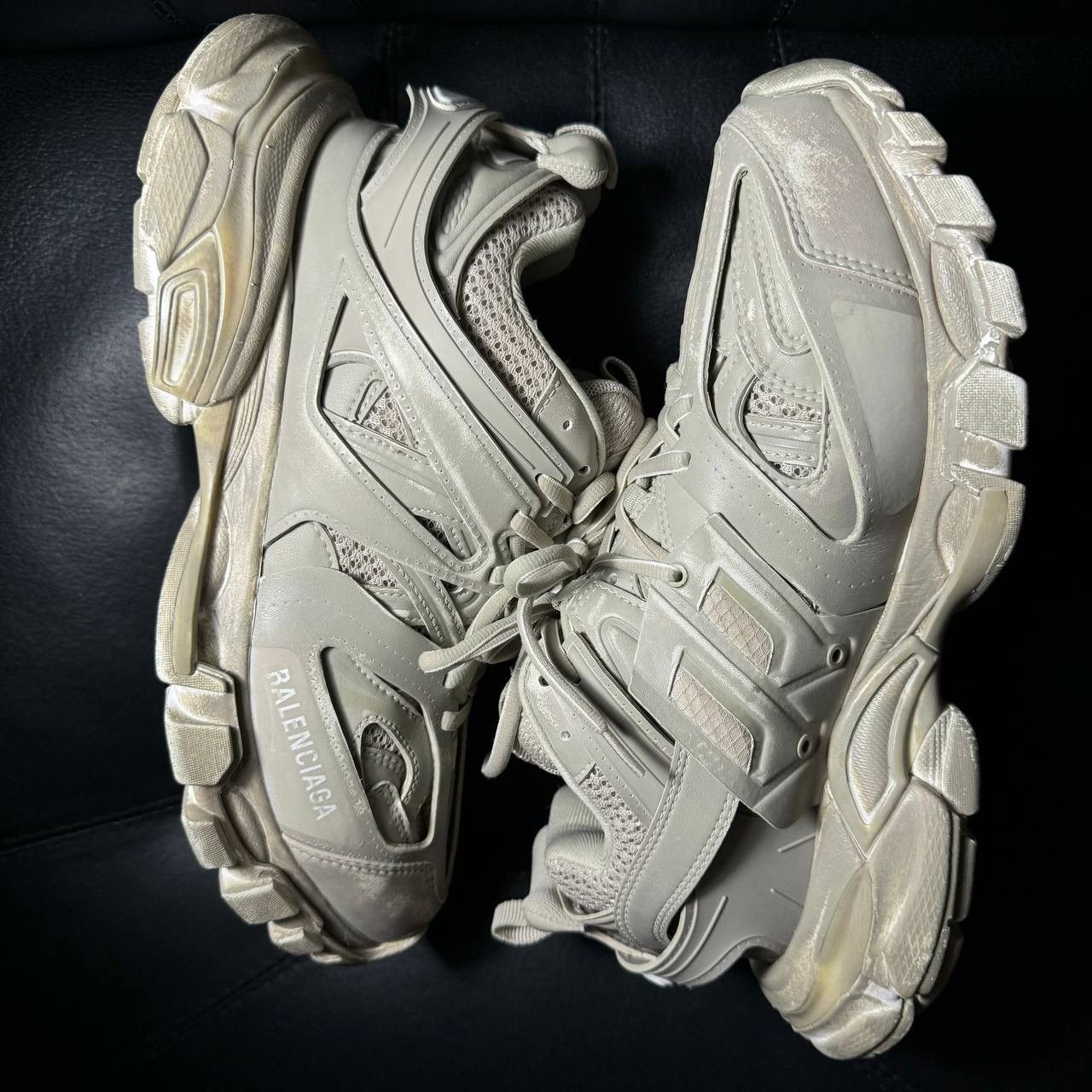Balenciaga 40 Balenciaga track 1 Faded White Cream Size US 7 / EU 40 - 4 Thumbnail