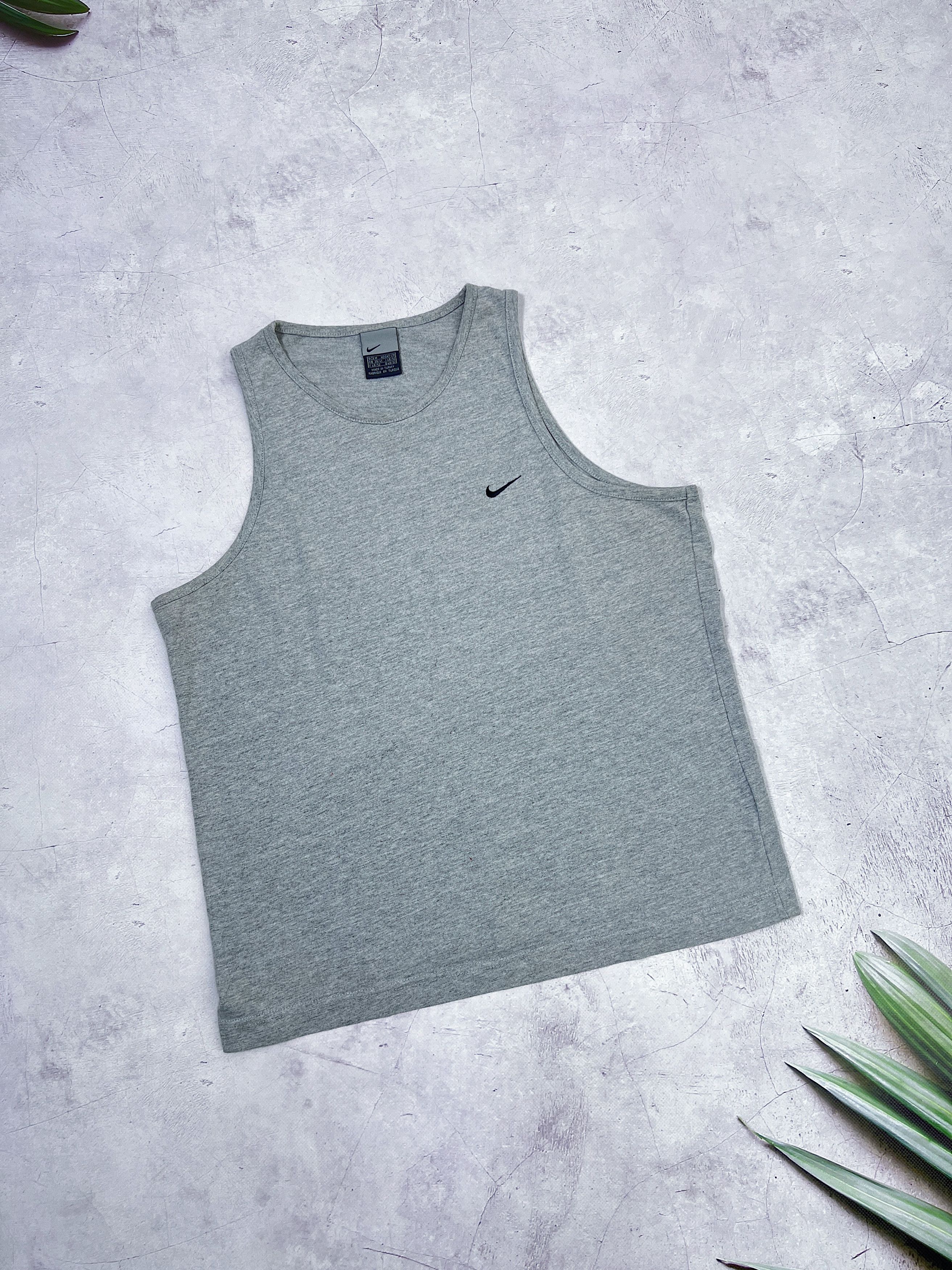 Nike × Vintage Vintage Nike Vest Central Logo Grey Size US M / EU 48-50 / 2 - 2 Thumbnail