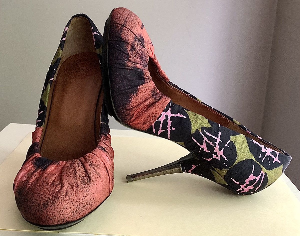 Dries Van Noten Dries Van Noten Runway SS08 Iconic Steel Heel Printed Pumps Size US 7 / IT 37 - 14 Thumbnail
