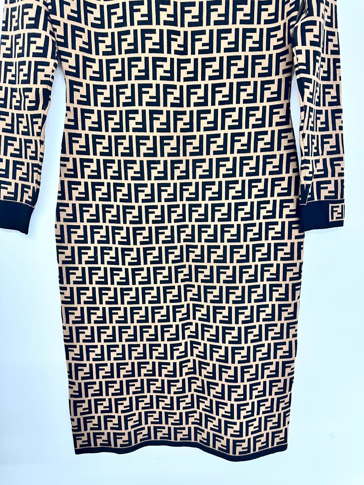 Fendi Fendi Women's All Over Print Dress 42 Size M / US 6-8 / IT 42-44 - 7 Thumbnail
