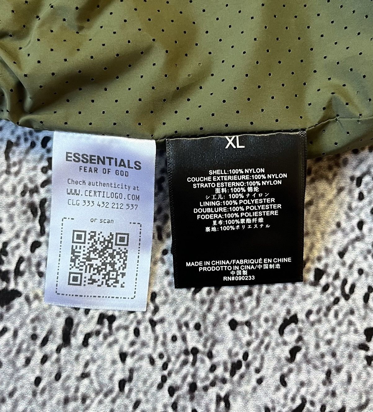 Fear of God Fear Of God Essentials Nylon Set Pants Polo Shirt Size XL Size US XL / EU 56 / 4 - 17 Thumbnail
