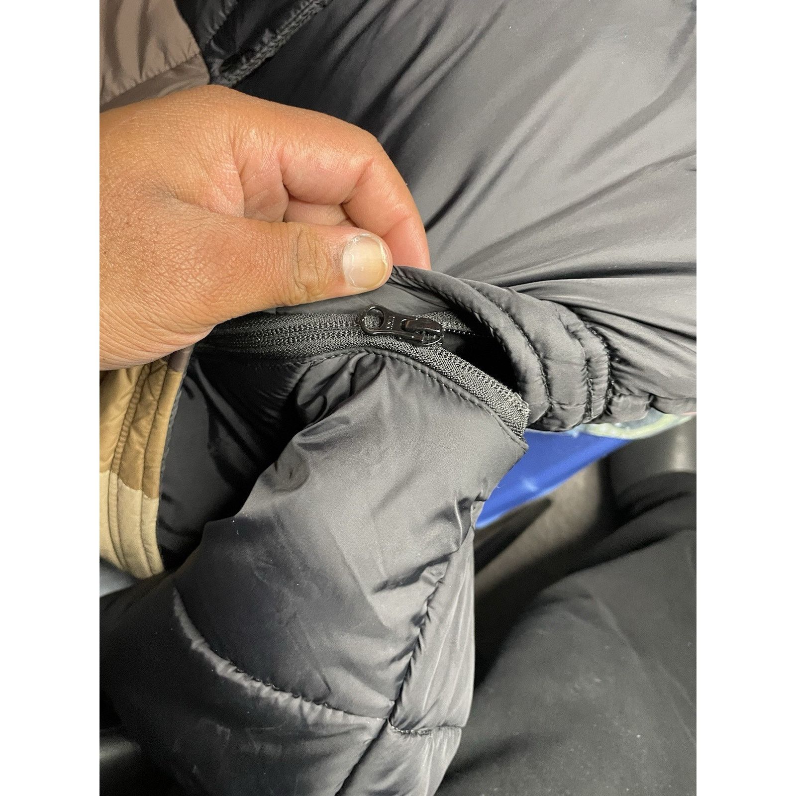 Pleasures Size XL- PLEASURES Men’s Call Me Convertible Puffer Jacket Size US XL / EU 56 / 4 - 5 Thumbnail