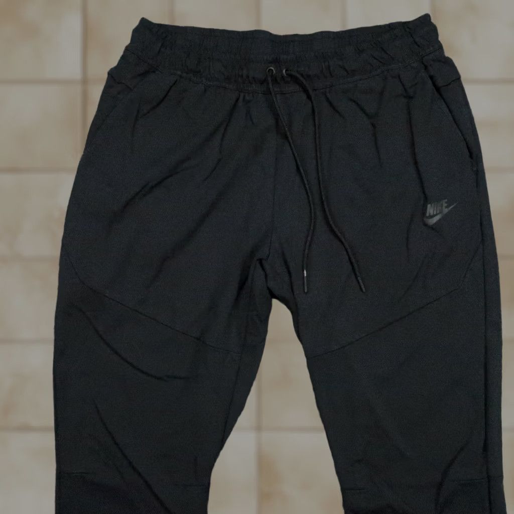 Nike Nike Pants Mens Large Black Jogger Athletic Tech Fleece Knit Zip Pocket Stretch Size US 33 - 1 Thumbnail