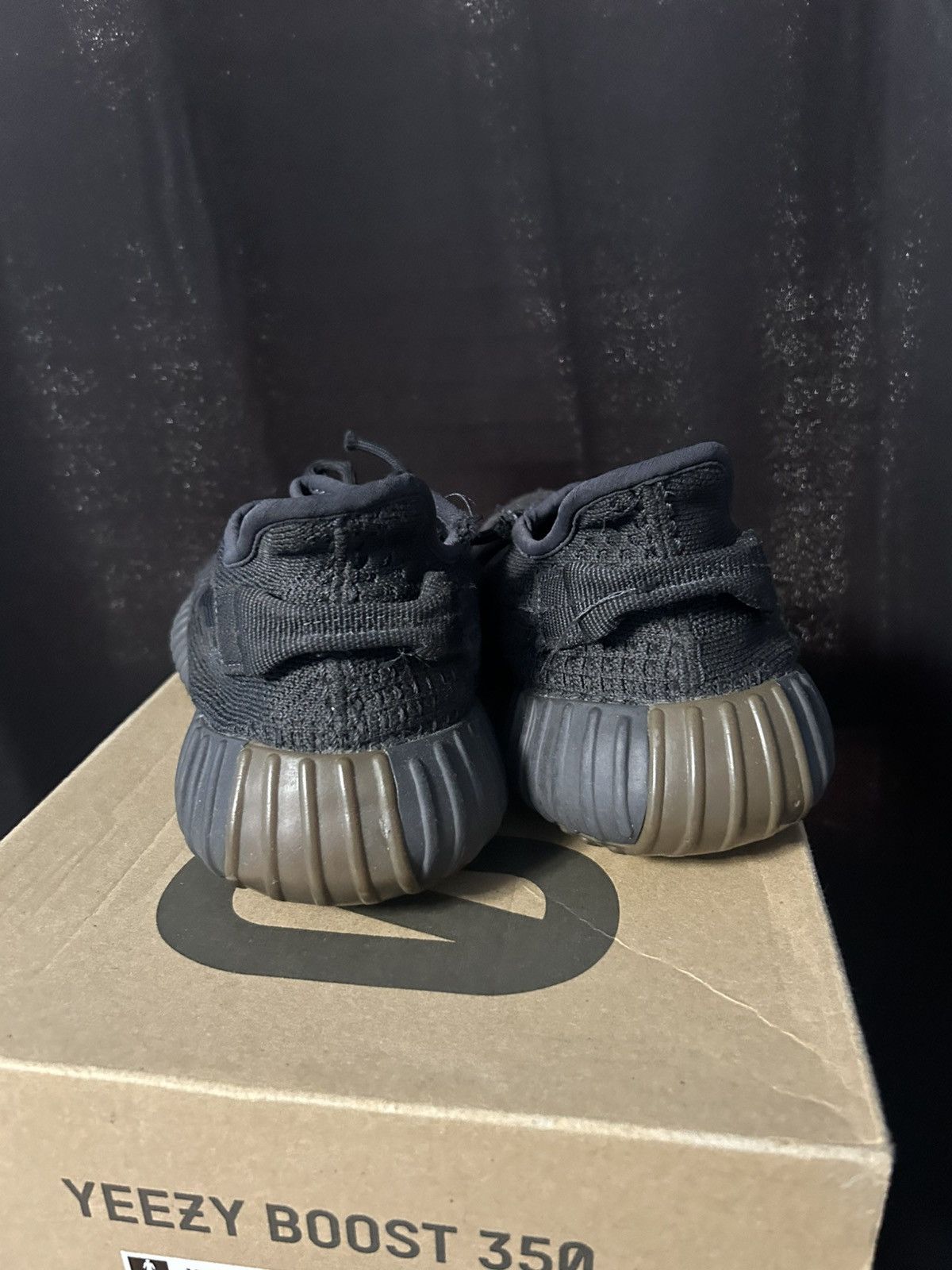 Yeezy Yeezy 350 cinder Size US 8 / EU 41 - 5 Thumbnail