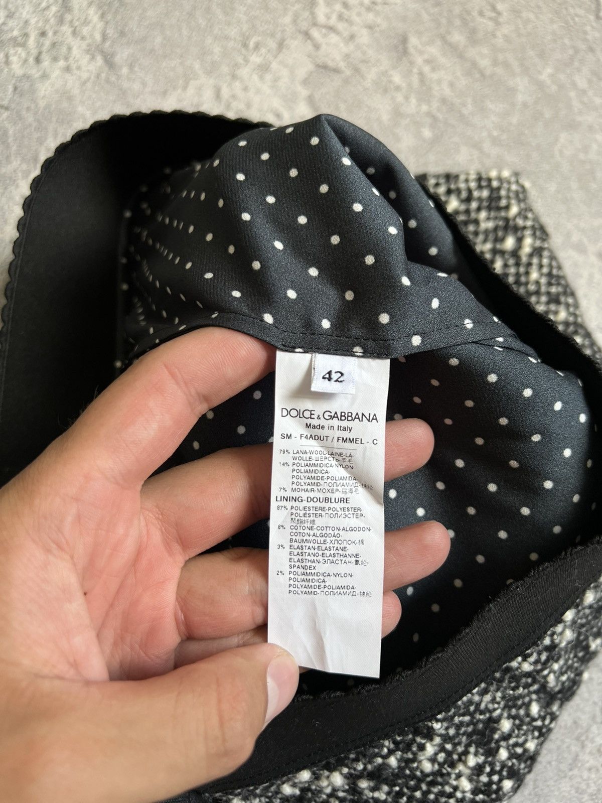 Dolce & Gabbana Dolce & Gabbana Black White Wool Boucle A-Line Midi Skirt Size 28" / US 6 / IT 42 - 8 Thumbnail