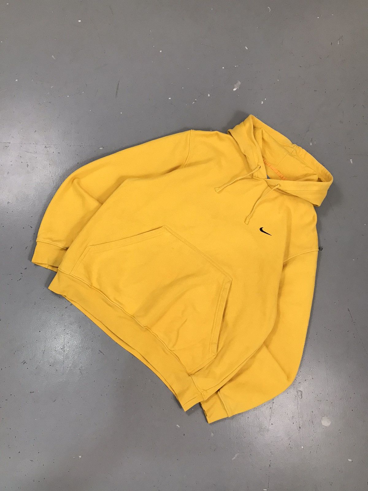 Nike × Vintage Vintage Nike baggy fit hoodie Size US S / EU 44-46 / 1 - 3 Thumbnail