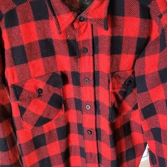 Vintage Vintage Peters Whaler Red Buffalo Plaid Wool Long Sleeve Sz Size US M / EU 48-50 / 2 - 3 Thumbnail
