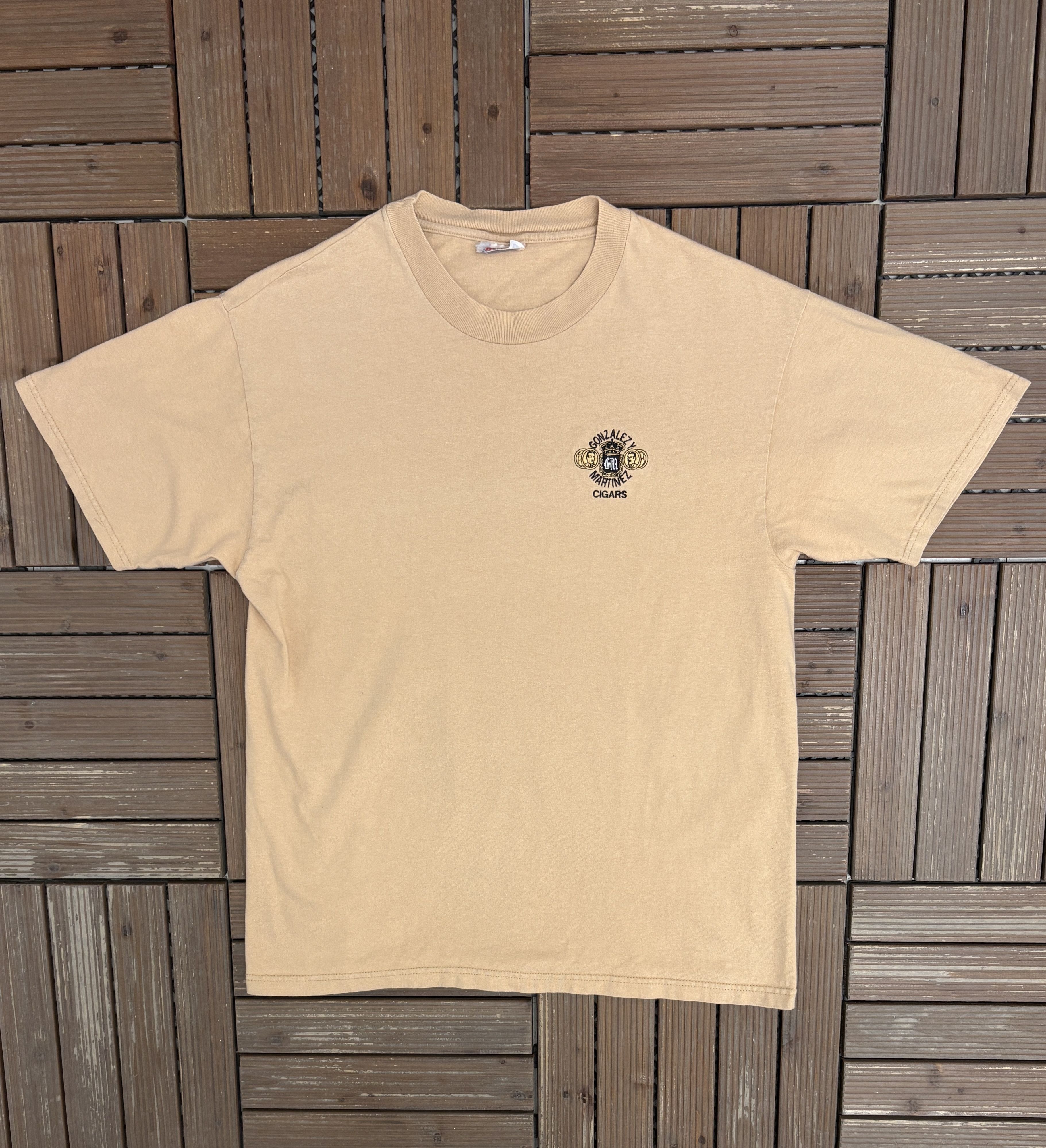 Vintage Gonzalez y Martinez Cigars Vintage Beige T-Shirt Tee Size US L / EU 52-54 / 3 - 1 Thumbnail