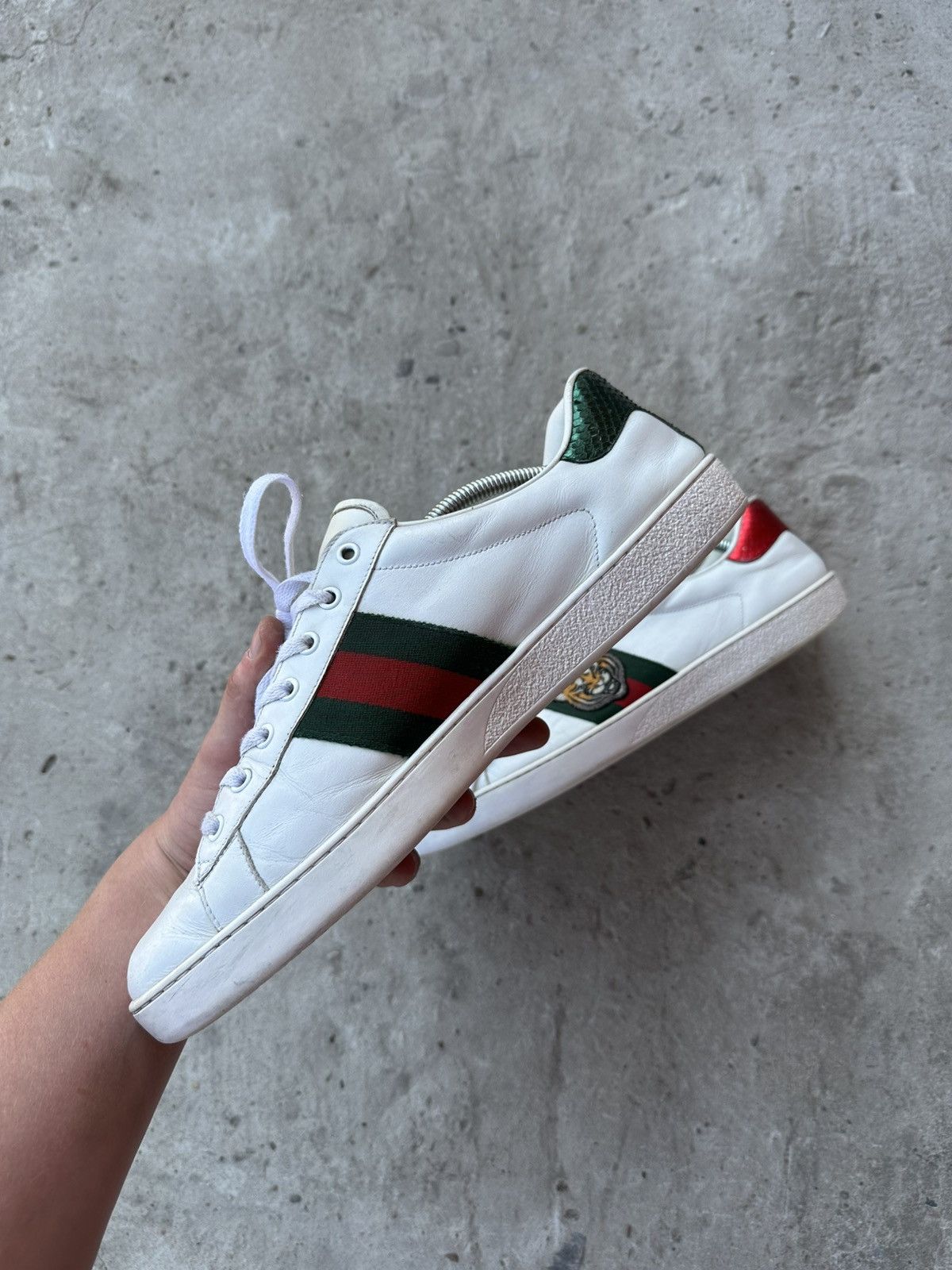 Gucci Vintage Gucci Ace Tiger Leather Sneakers Luxury Old Money Size US 12.5 / EU 45-46 - 4 Thumbnail