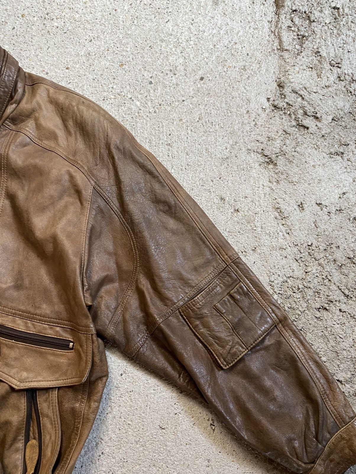 Vintage Bomber leather jacket brown avantgarde archive vintage Size US XL / EU 56 / 4 - 11 Thumbnail