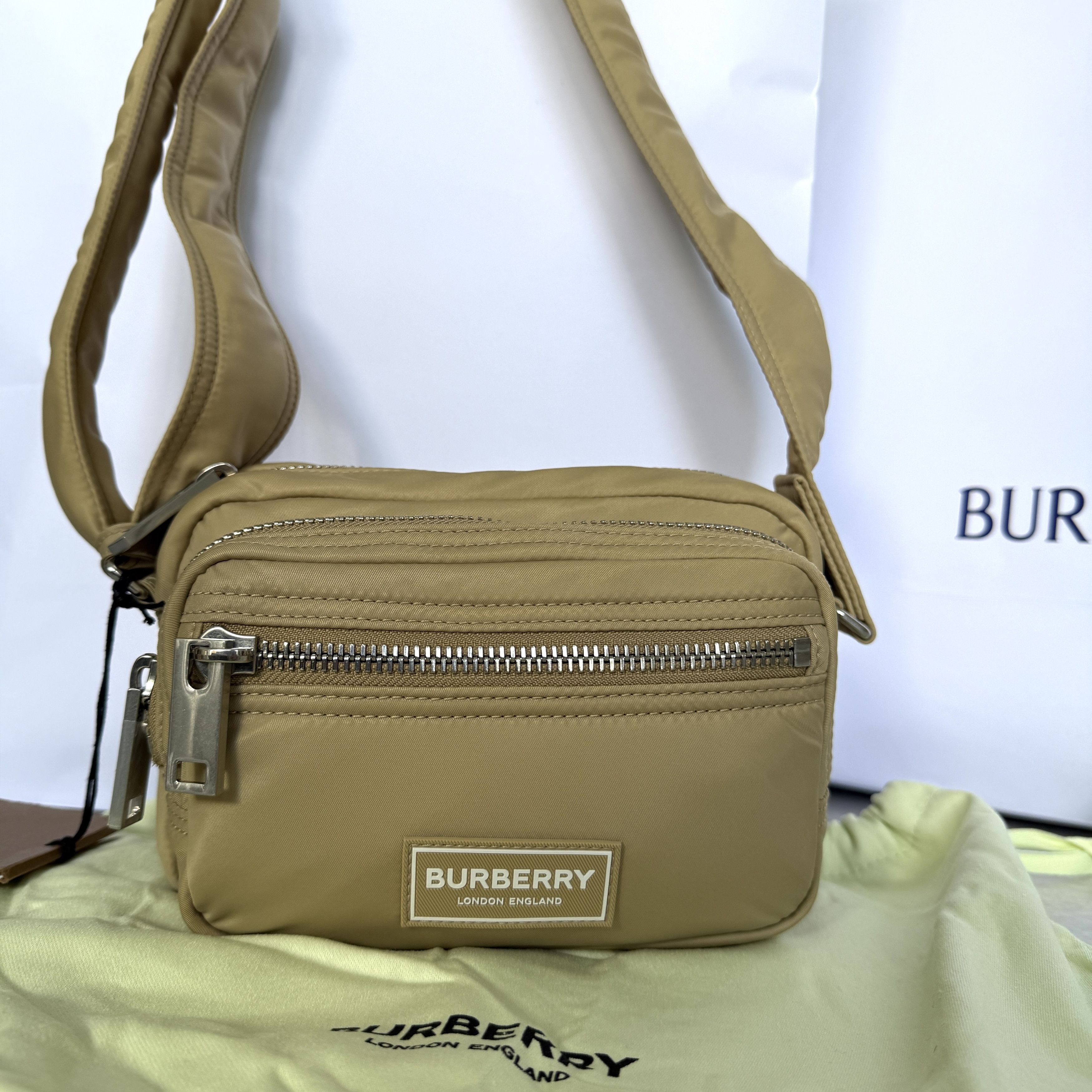 Burberry Burberry Warner Nylon Crossbody Bag 81044931 Camera Bag New Size ONE SIZE - 4 Thumbnail
