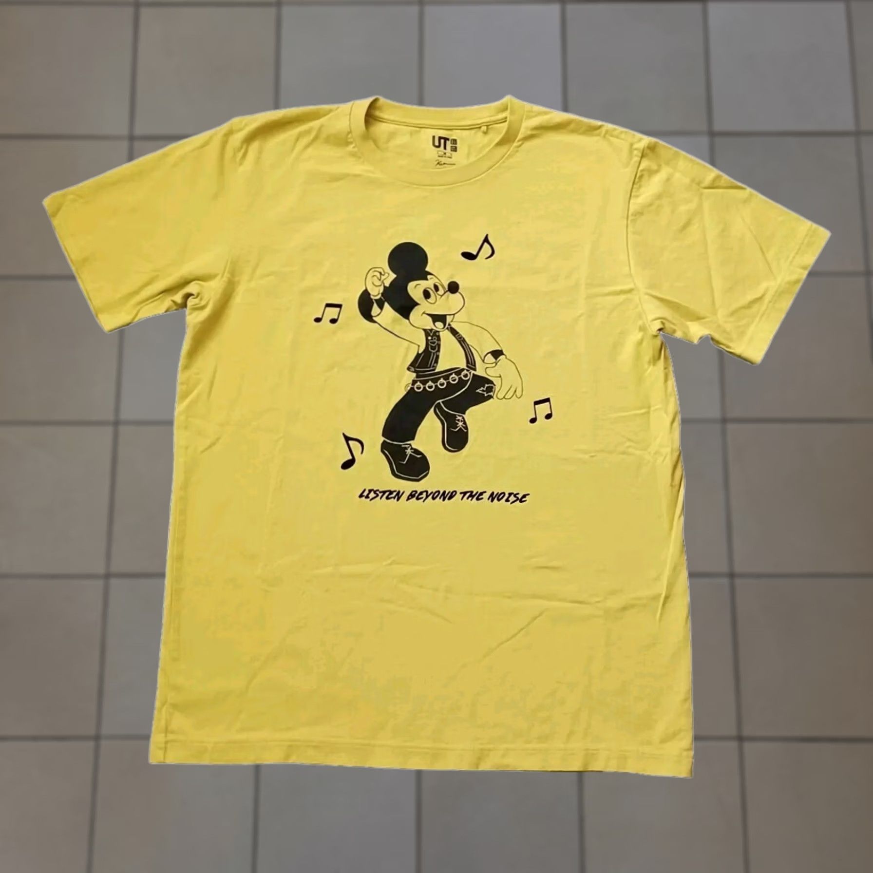 Disney DISNEY UT Mickey Mouse T Shirt Mens M Yellow Listen Beyond The Noise Koichiro TAKAGI Art Shirt Size US M / EU 48-50 / 2 - 1 Thumbnail