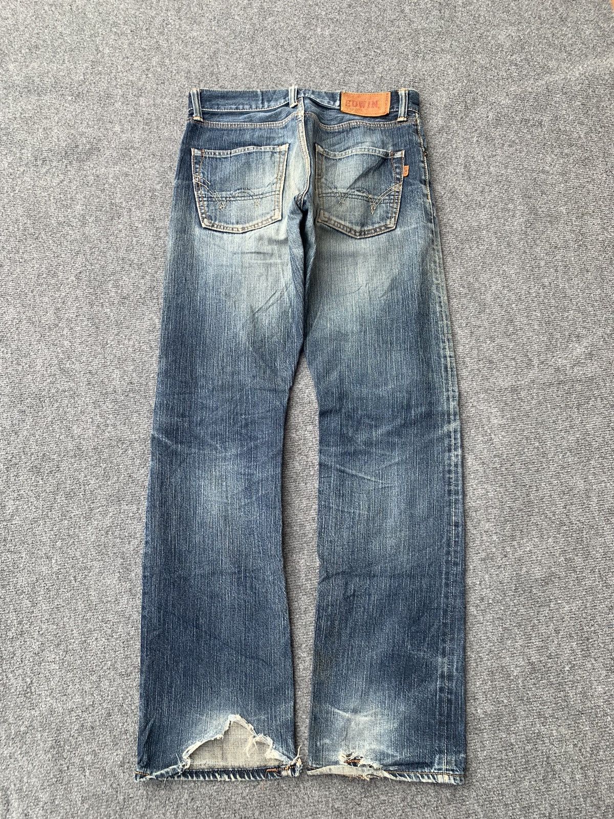 Edwin Distressed Edwin selvedge nice faded blue. Size US 32 / EU 48 - 1 Thumbnail
