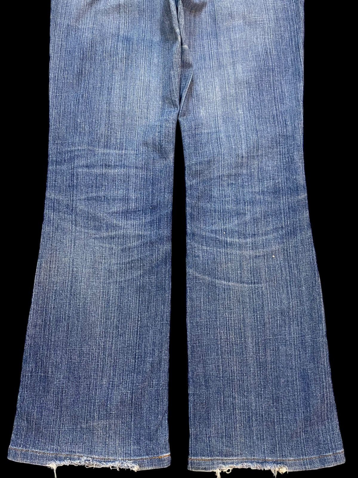 Japanese Brand Vintage Japanese Brand Blue Wash Distressed Flare Jeans Size US 28 / EU 44 - 6 Thumbnail