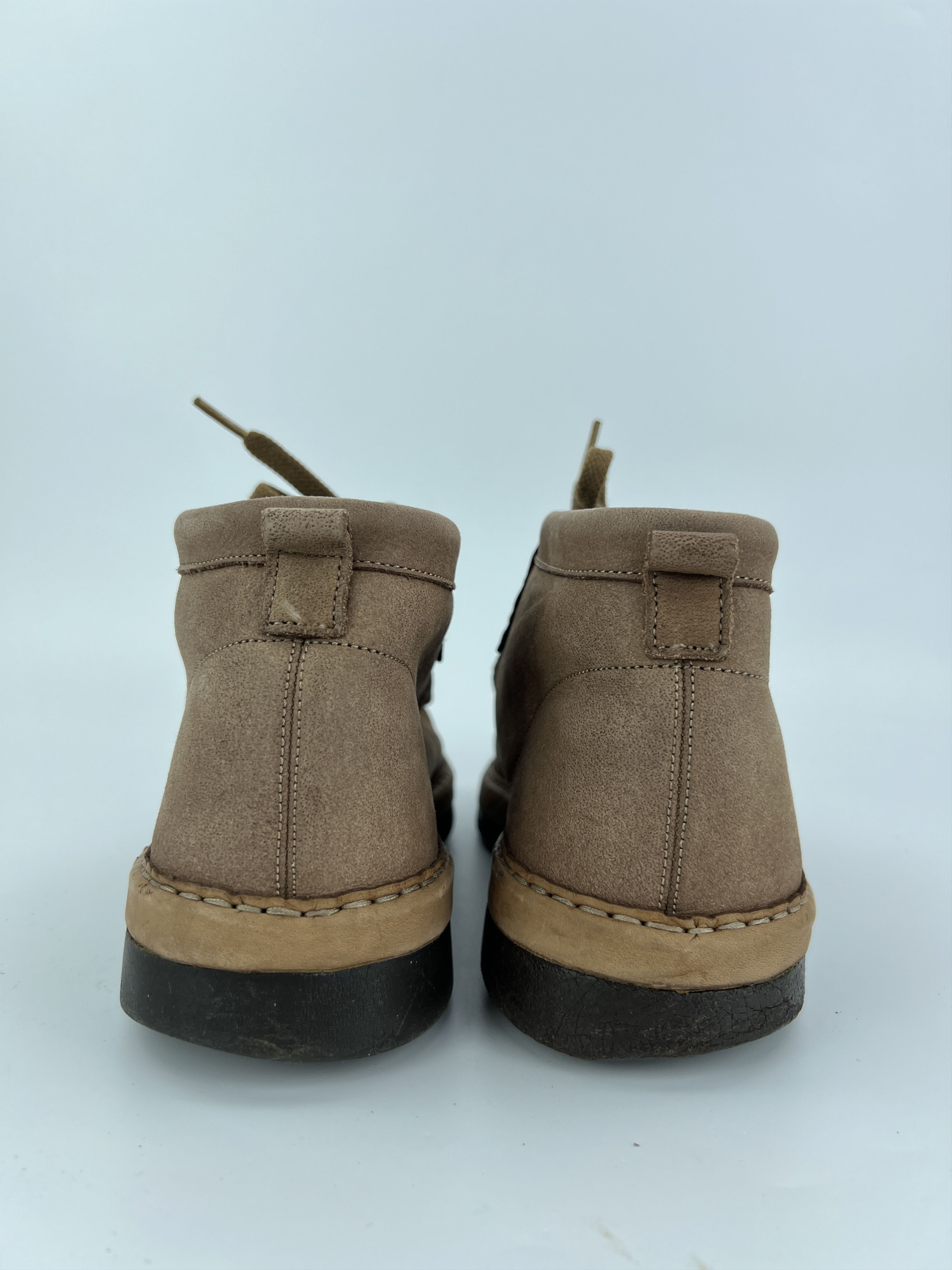Clarks Vintage Jilgit by Clarks Wallabee Beige Leather Mid Boots Size US 8 / EU 41 - 8 Thumbnail