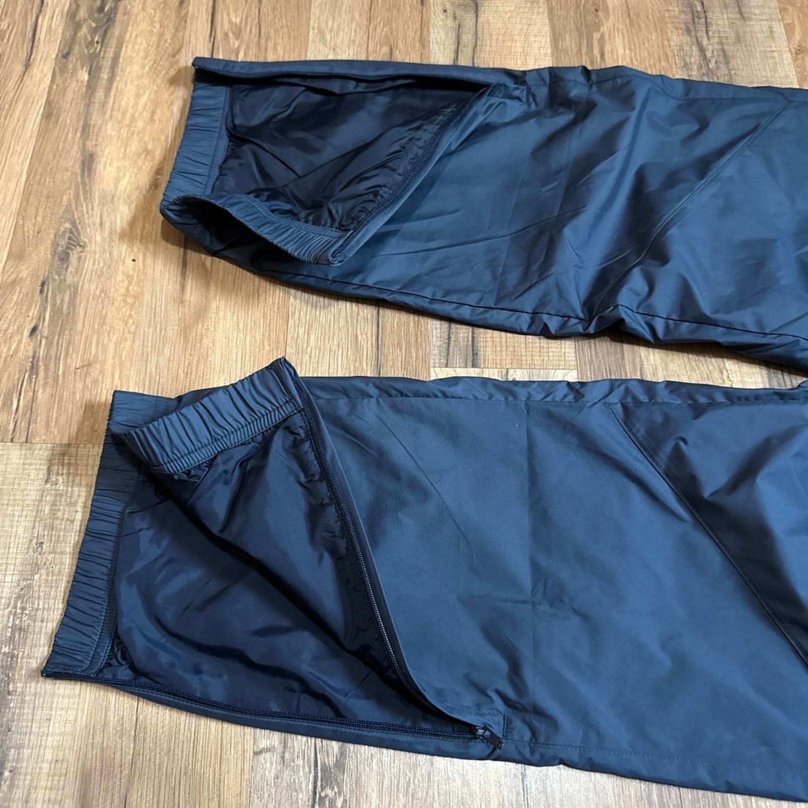 Nike 2013 Nike Windbreaker Jogger Sweatpants Size US 27 - 3 Thumbnail