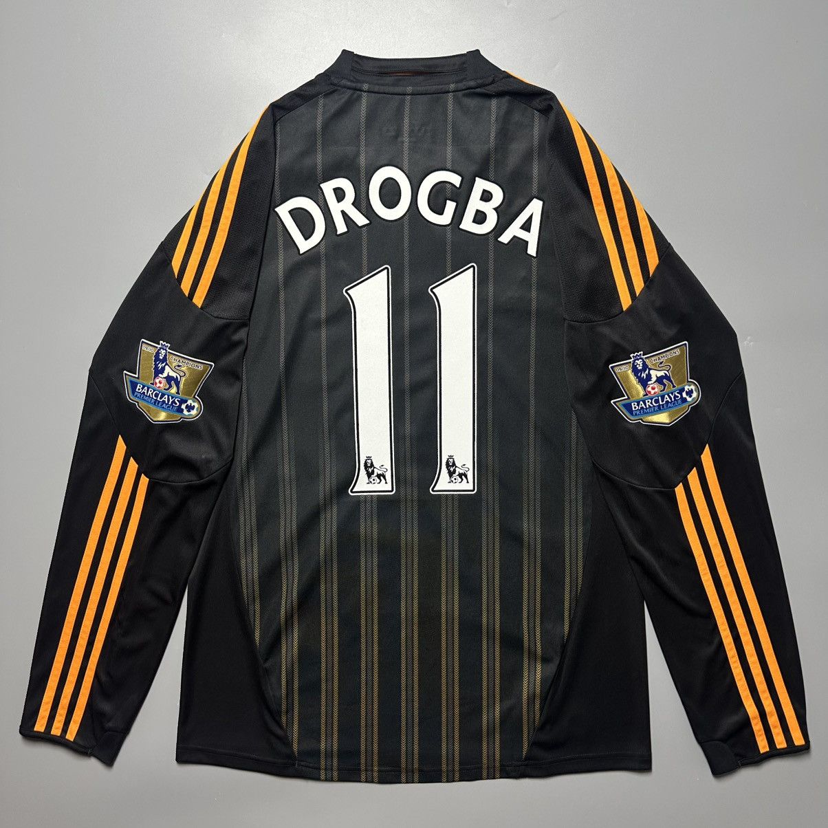 Adidas CHELSEA ADIDAS 2010/2011 FOOTBALL THIRD JERSEY #11 DROGBA Size US M / EU 48-50 / 2 - 1 Thumbnail