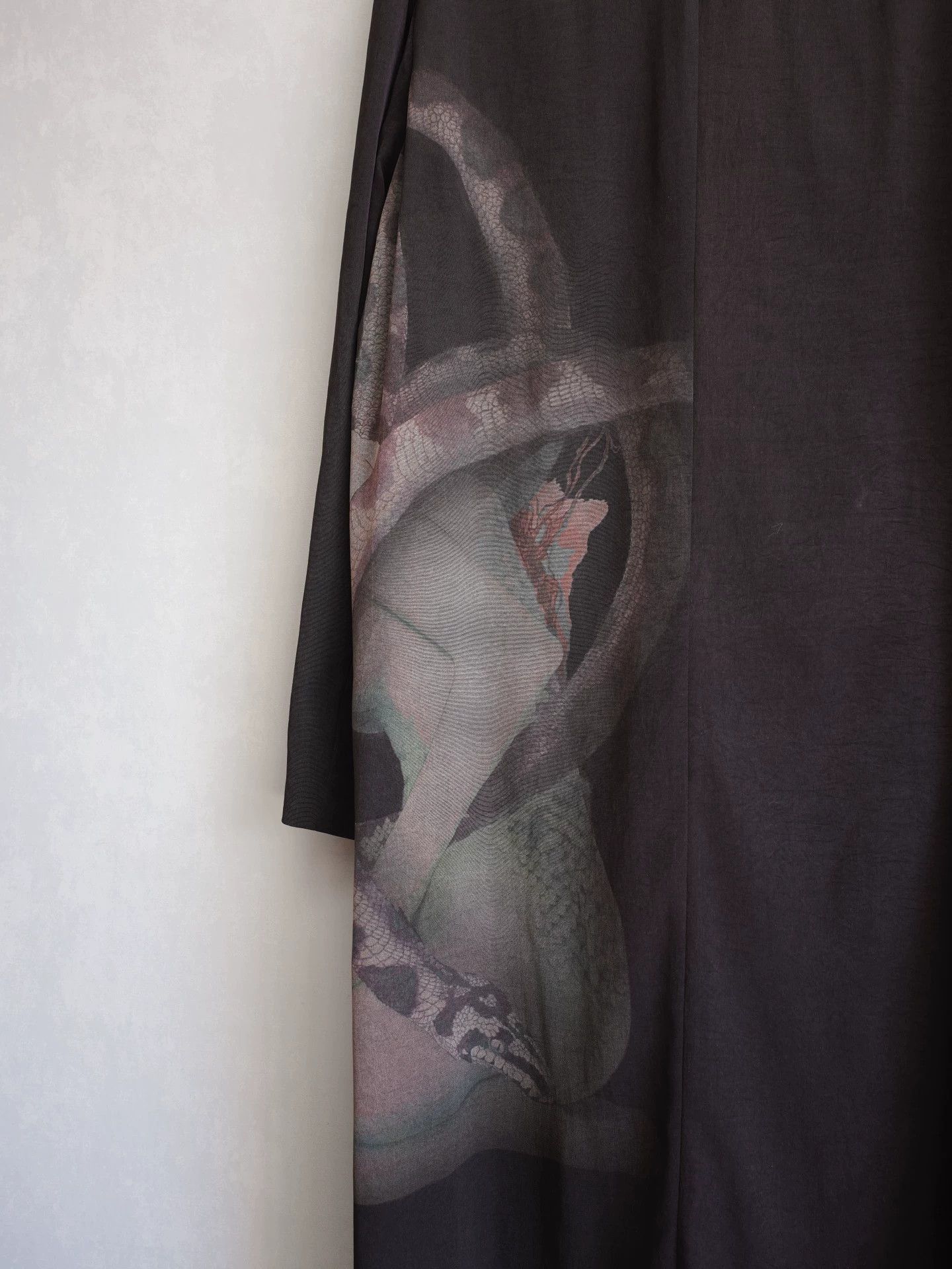 Yohji Yamamoto Yohji Yamamoto 20SS Snake Double-Breasted Coat Size 1 Size US S / EU 44-46 / 1 - 7 Thumbnail