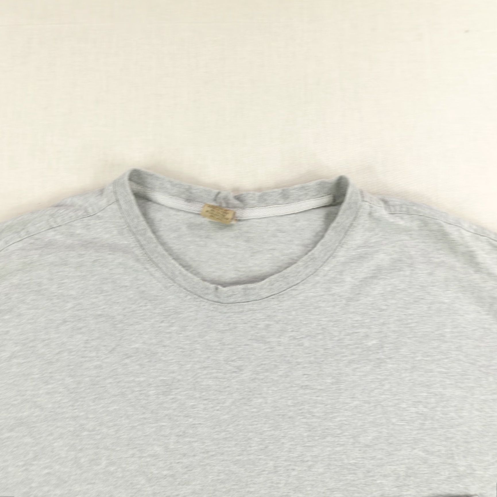 Levi's VINTAGE Levi's Shirt 90s Gray Baggy Crew Neck Short Sleeve Mens 2XL XXL Cotton One Pocket USA Size US XXL / EU 58 / 5 - 2 Thumbnail