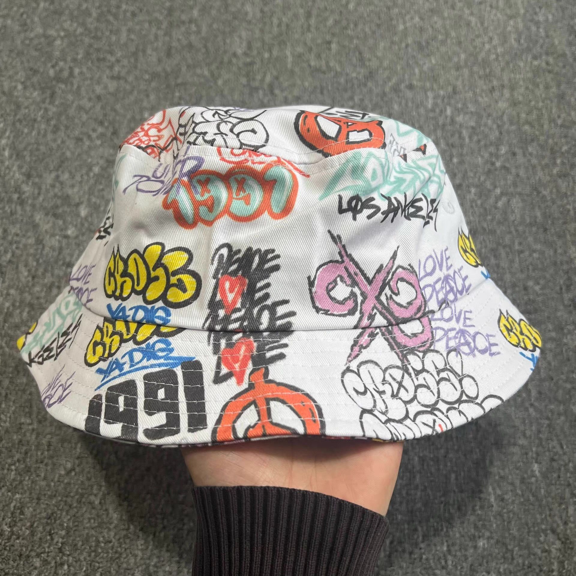 Cross Colours CrossColoursstreet styleall-overprintgraffiti bucket hat Q7 Size ONE SIZE - 5 Thumbnail