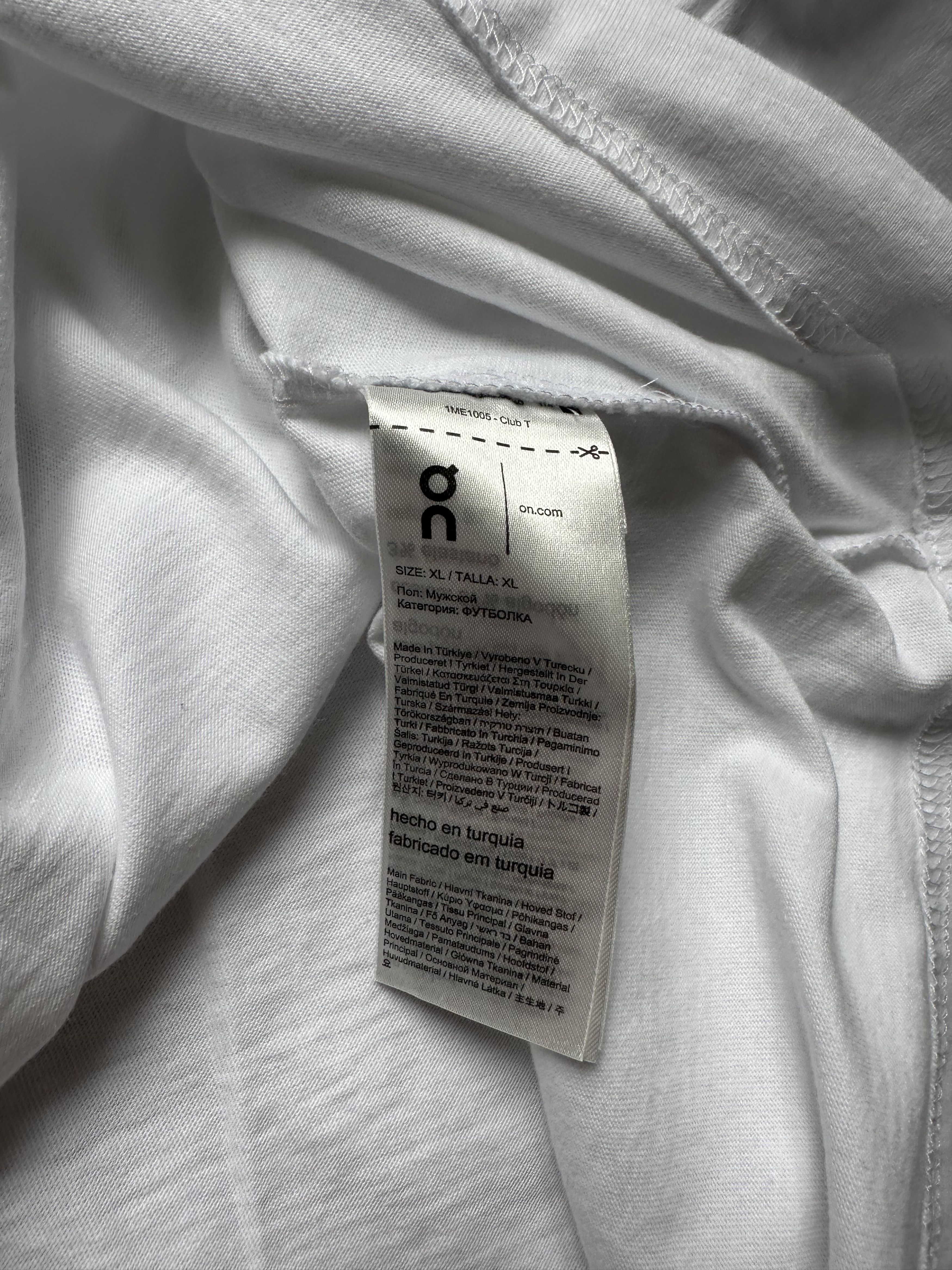On On Running club t shirt Size US XL / EU 56 / 4 - 7 Thumbnail