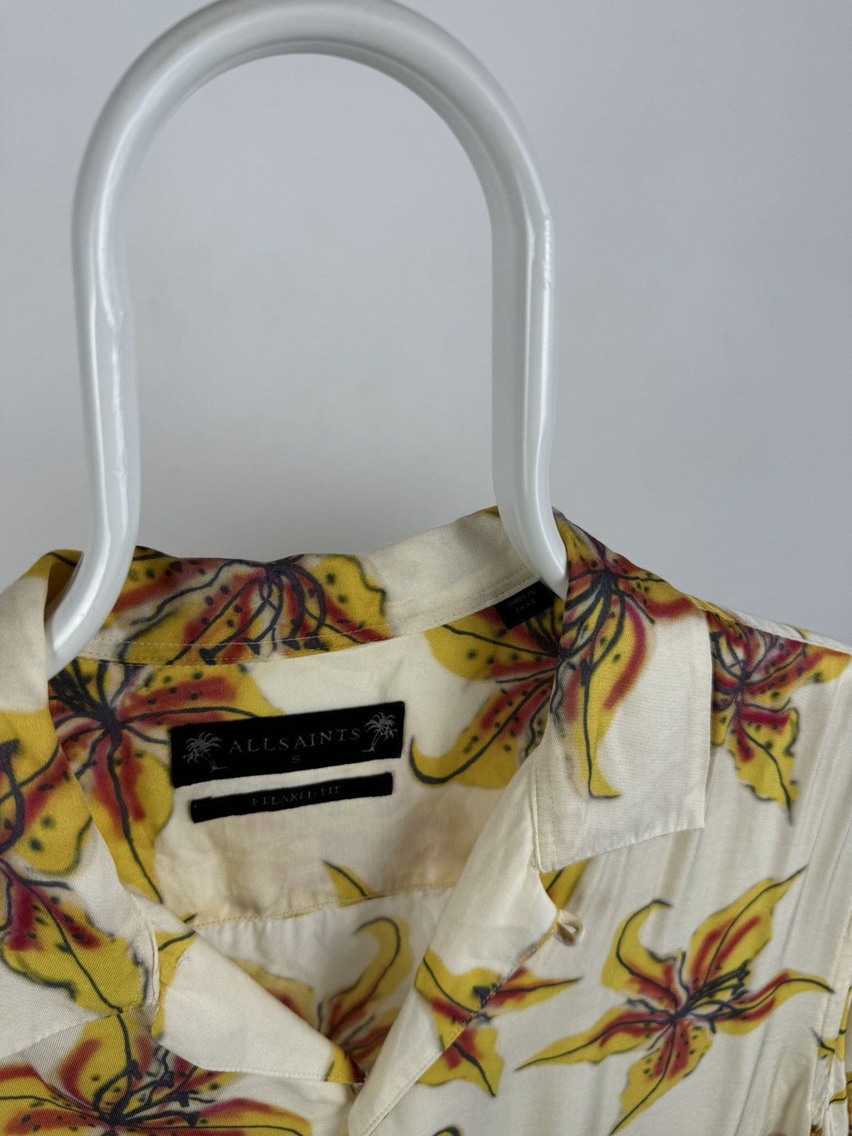 Allsaints All Saints Hibiscus SS Shirt Size US S / EU 44-46 / 1 - 3 Thumbnail
