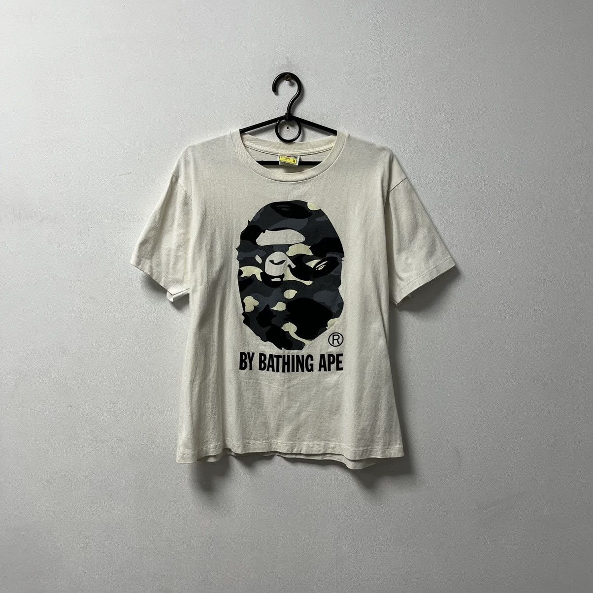 Bape A Bathing Ape Bape Big Logo T-shirt Men Size M Size US M / EU 48-50 / 2 - 1 Thumbnail