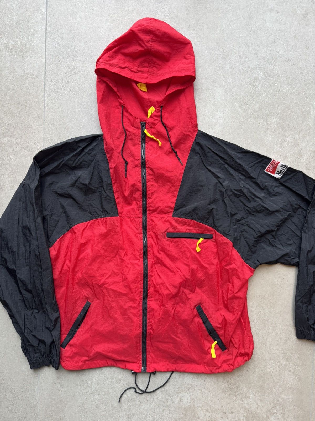 Marlboro race winds breaker