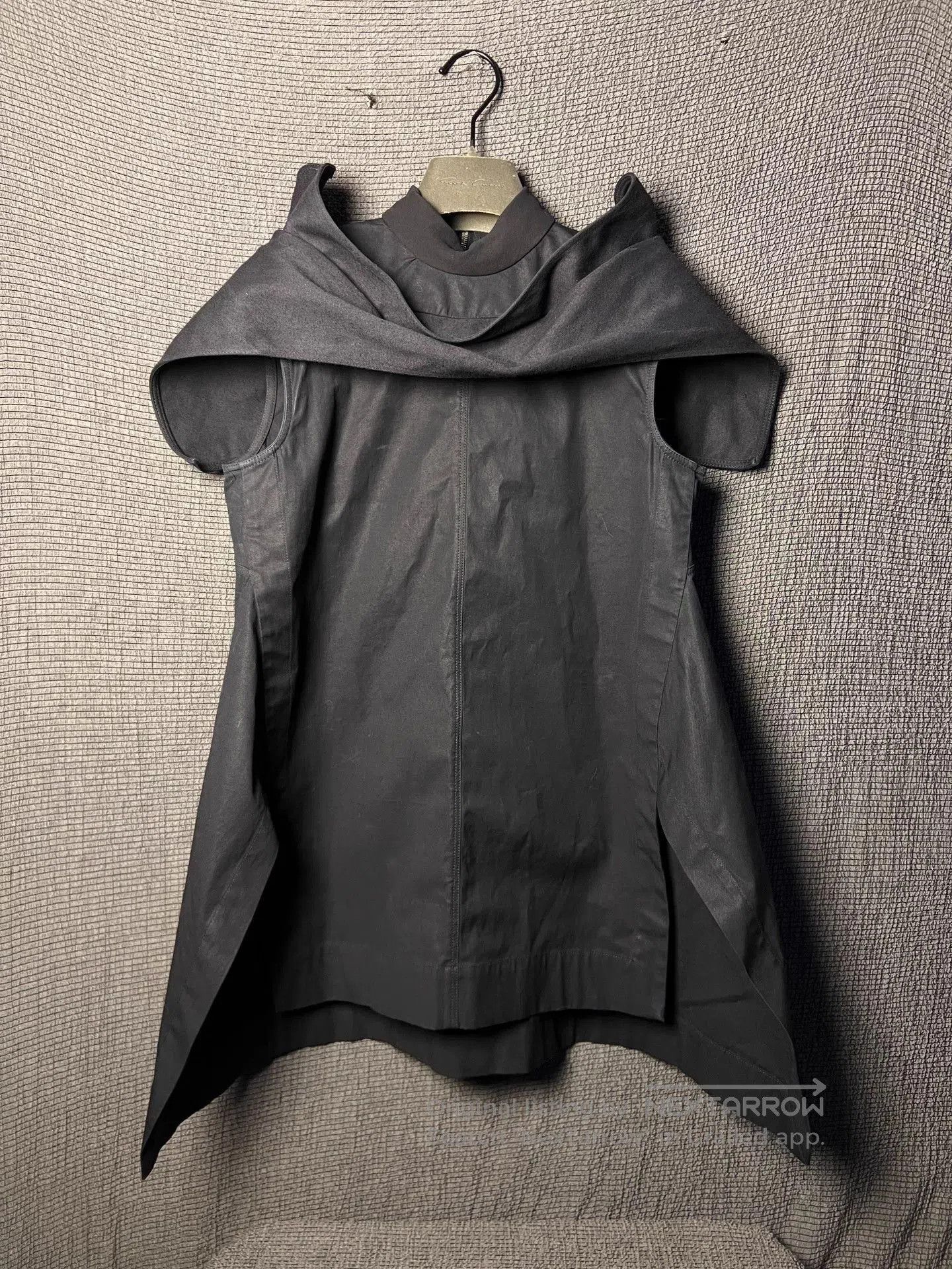 Rick Owens Black Sleeveless Asymmetrical Cowl Neck Top. Size US XS / EU 42 / 0 - 1 Thumbnail