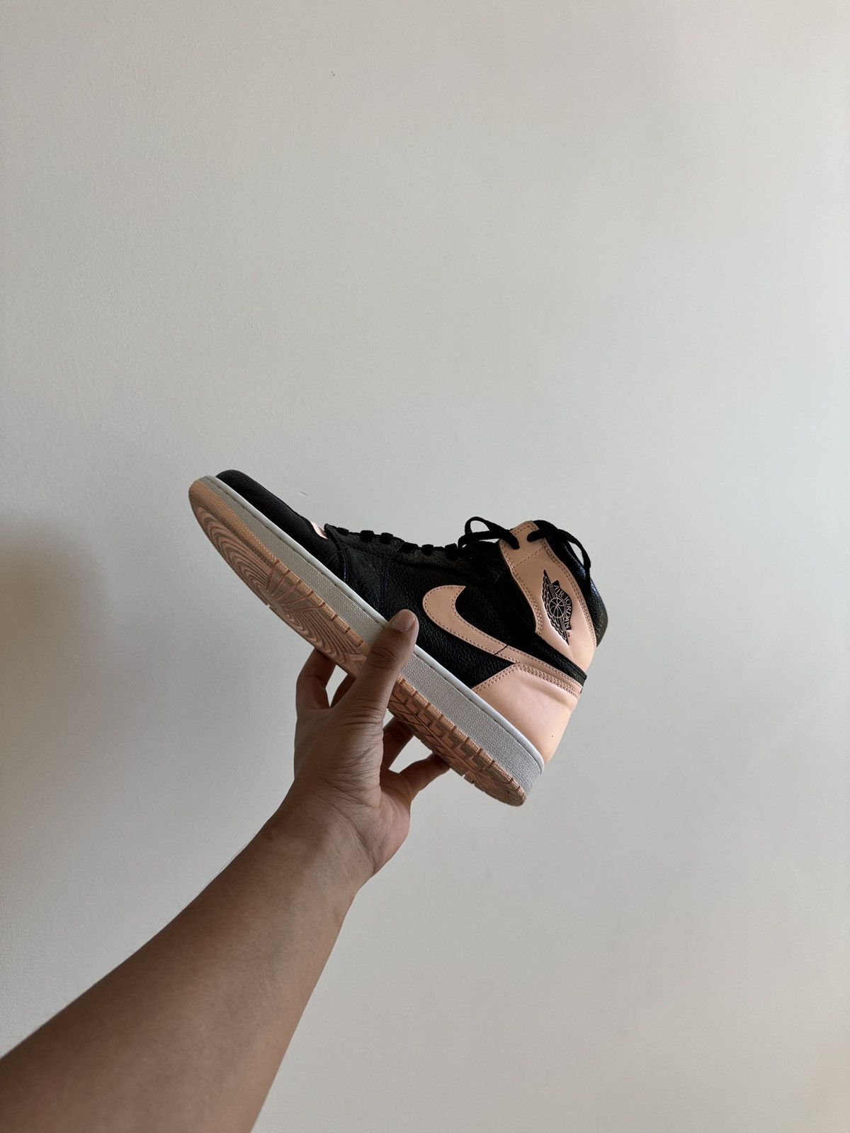 Jordan Brand × Nike Jordan 1 Retro High OG ‘Crimson Tint’ Size US 12.5 / EU 45-46 - 2 Thumbnail