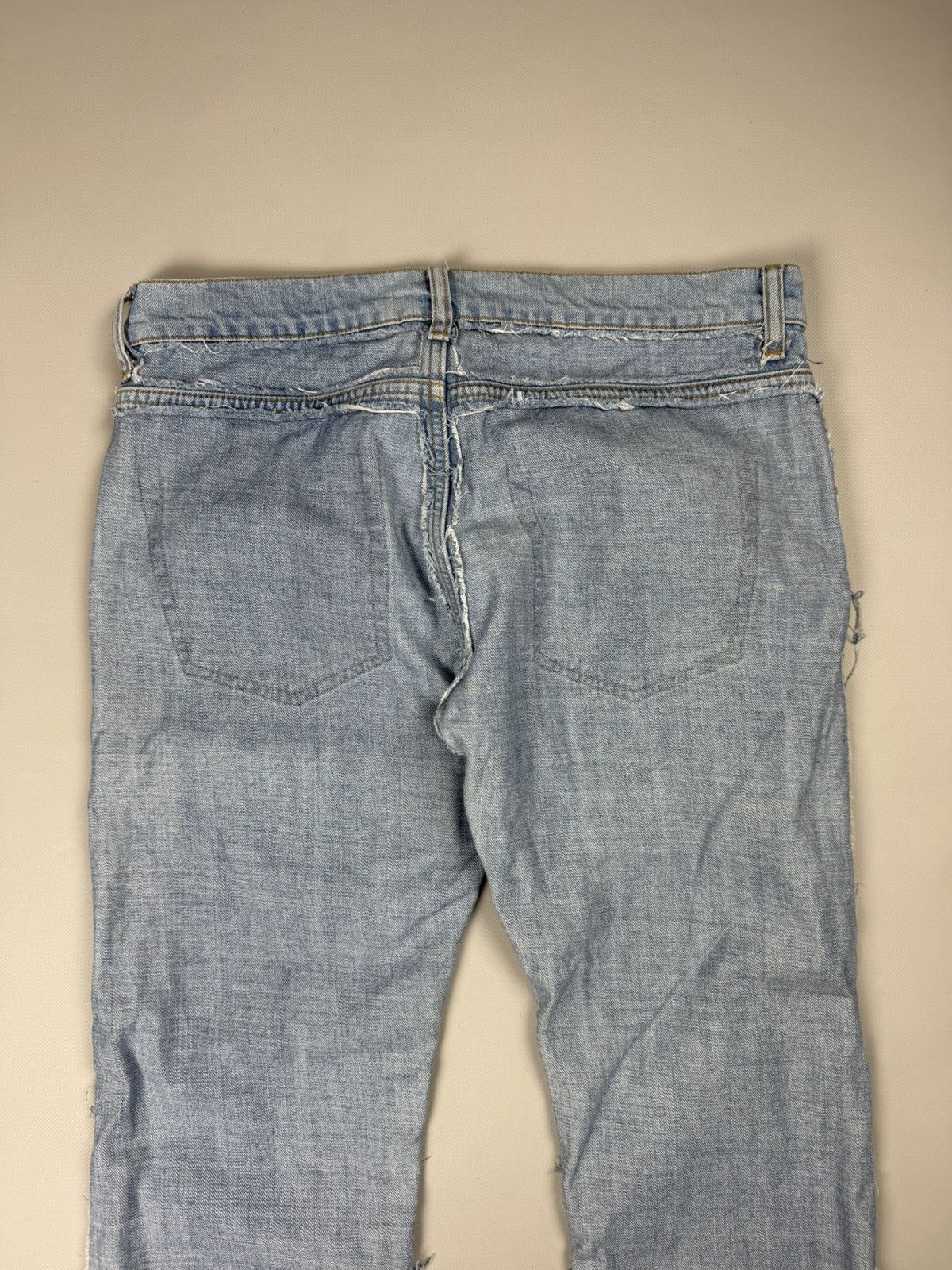 H&M × Maison Margiela Maison Margiela H&M Men’s Reverse Denim Inside-Out Jeans Size US 32 / EU 48 - 24 Thumbnail