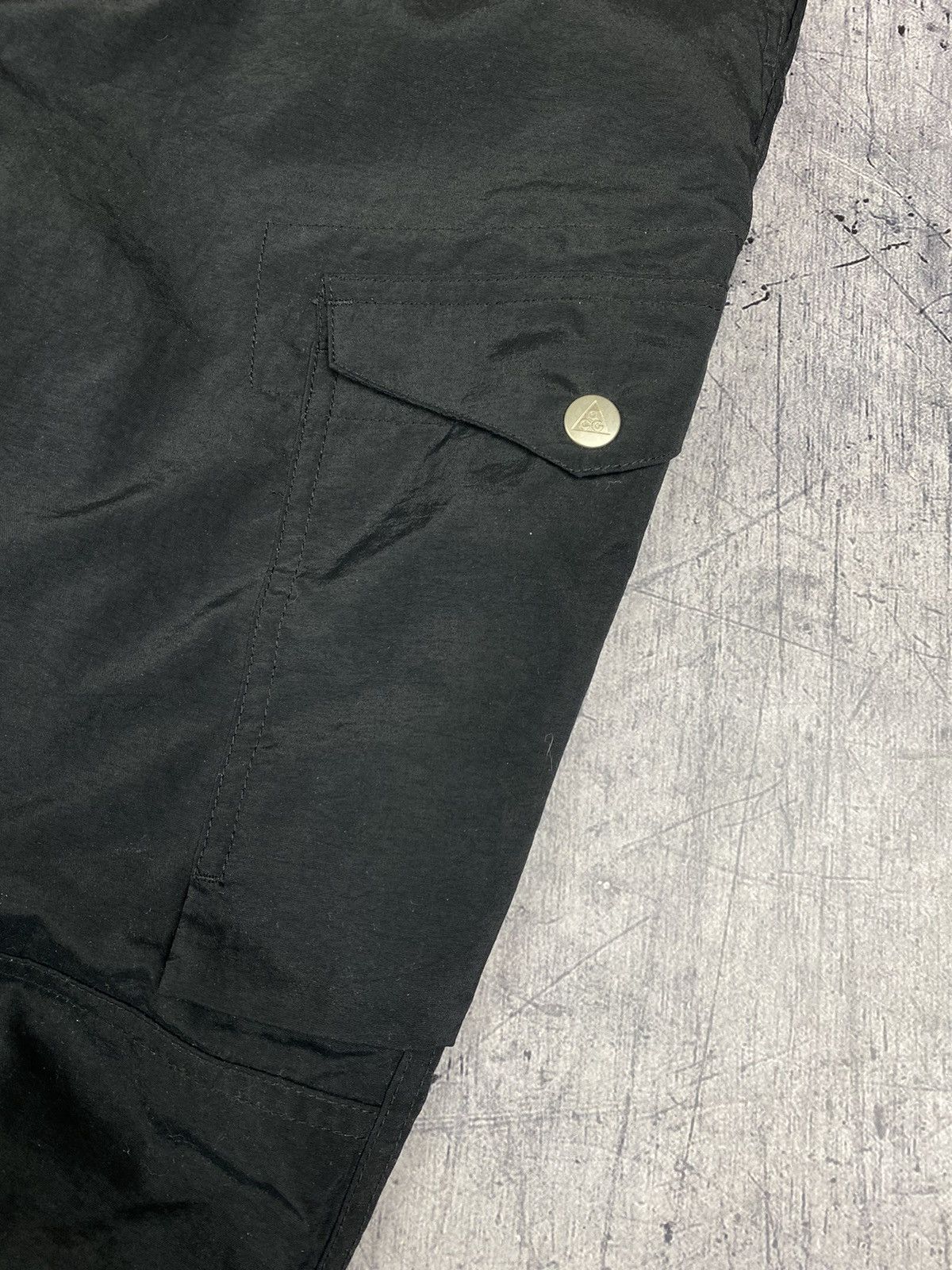 Nike Vintage Nike ACG Cargo Pants Outdoor Life Size 28 Size US 28 / EU 44 - 7 Thumbnail