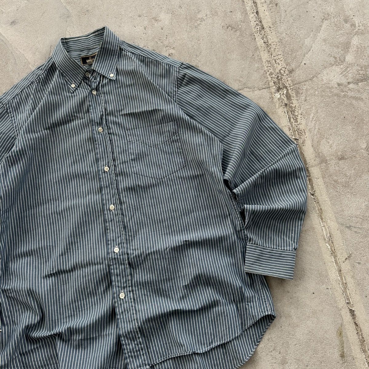 Fendi Vintage Fendi Style Oxford Stripped Shirt Buttom-Up Blue L Size US L / EU 52-54 / 3 - 3 Thumbnail