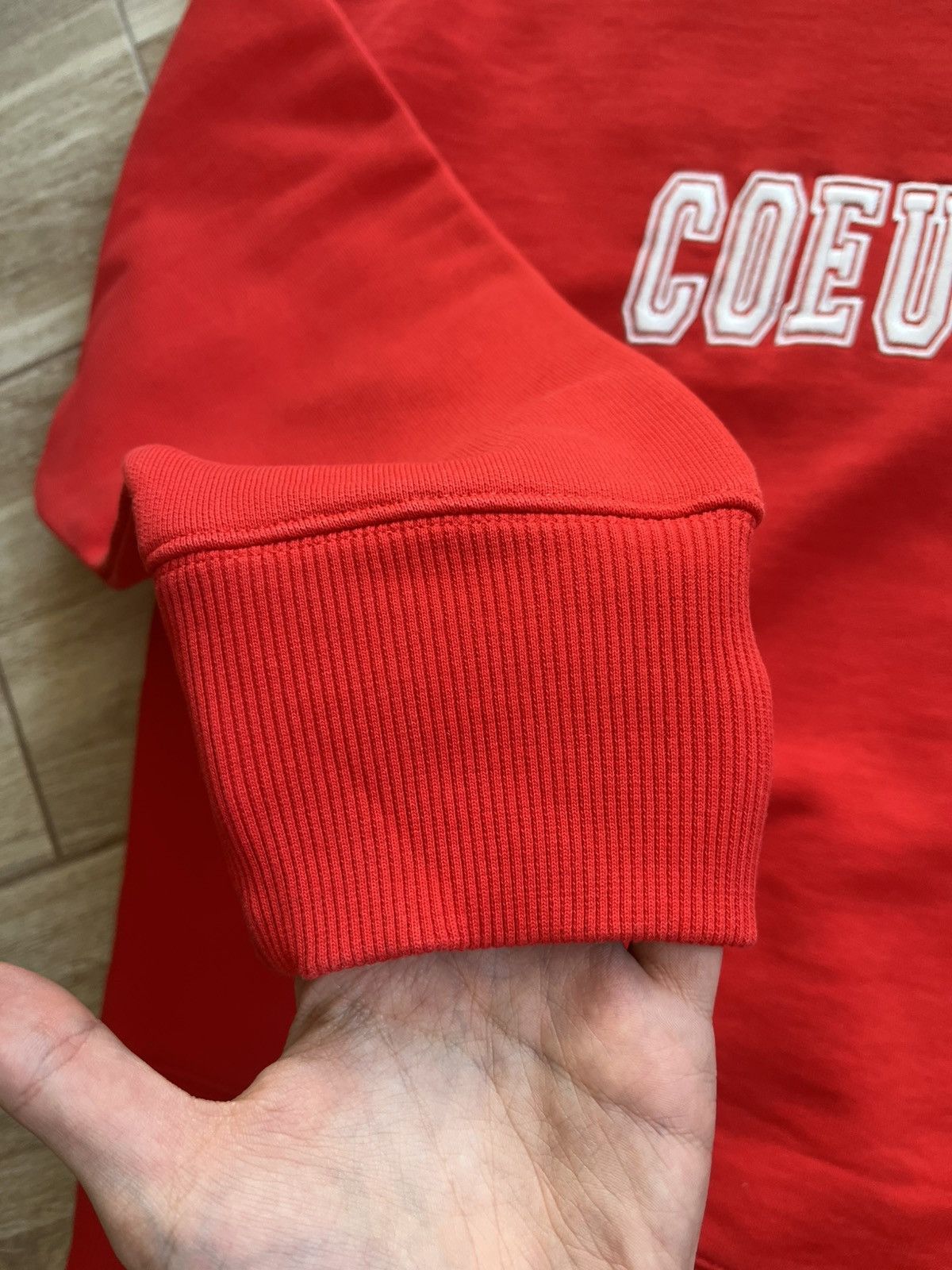 AMI AMI PARIS RED 'CŒUR SACRÉ CREWNECK Size S / US 4 / IT 40 - 3 Thumbnail